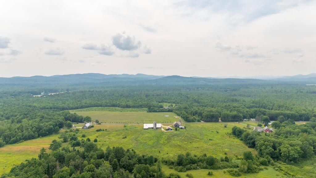 main property photo 66