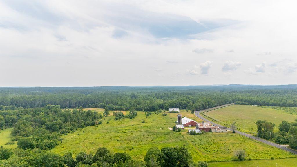 main property photo 68