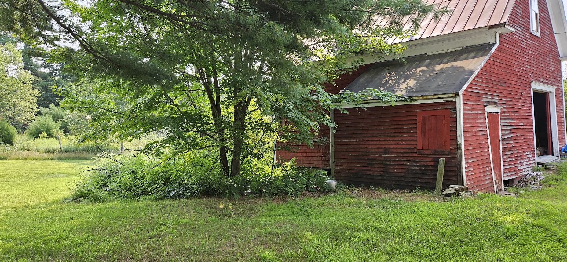 main property photo 41