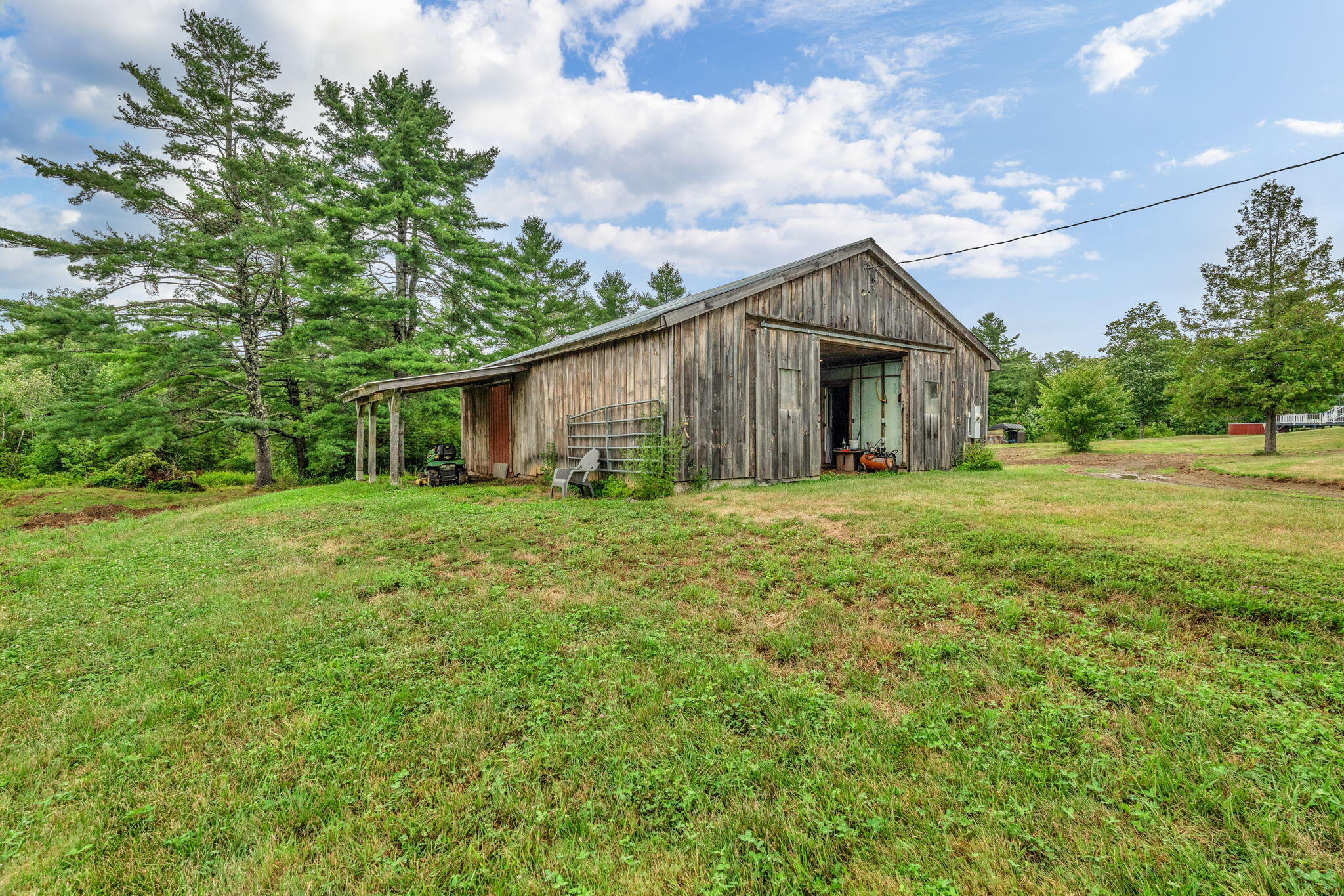 main property photo 59