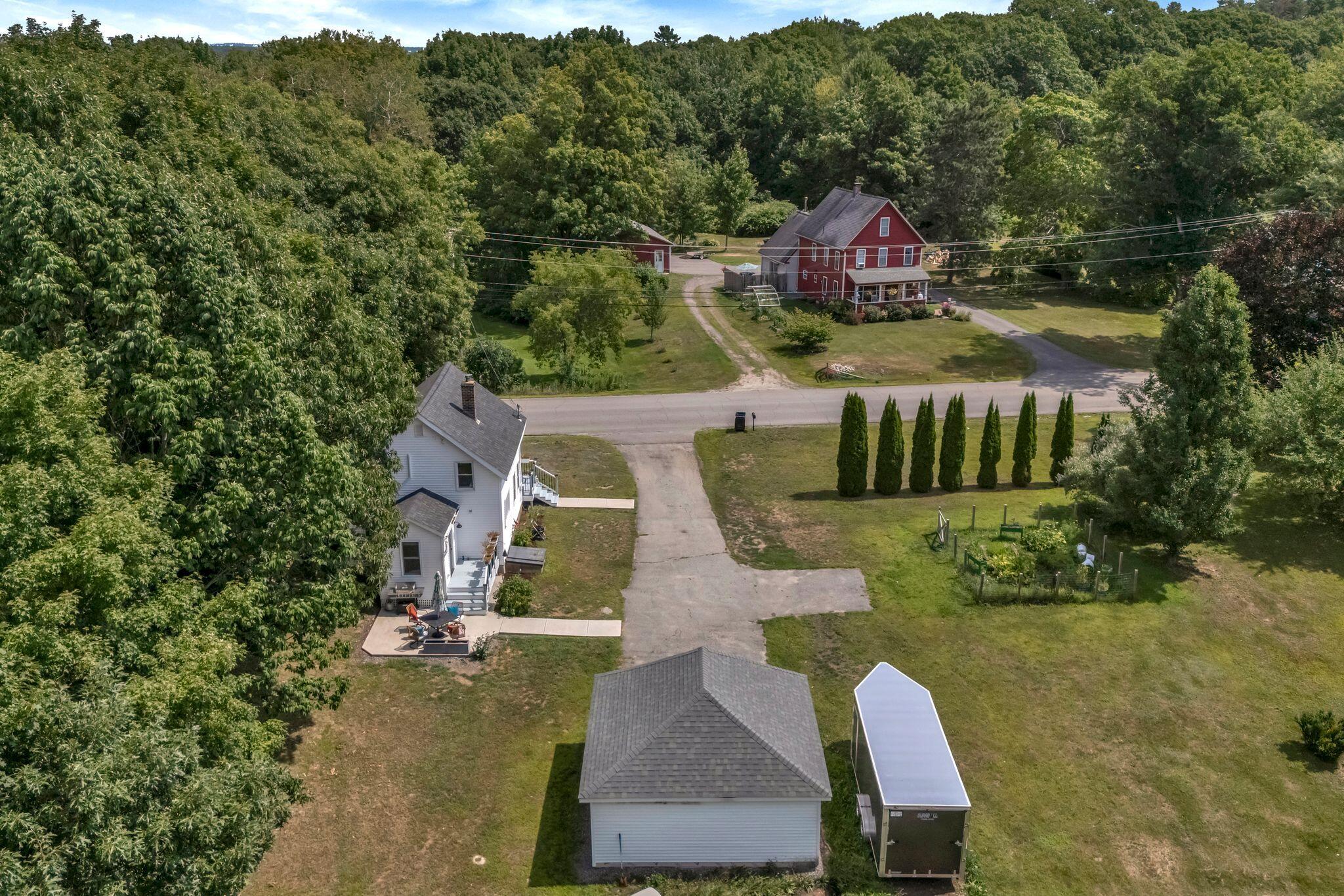 main property photo 35