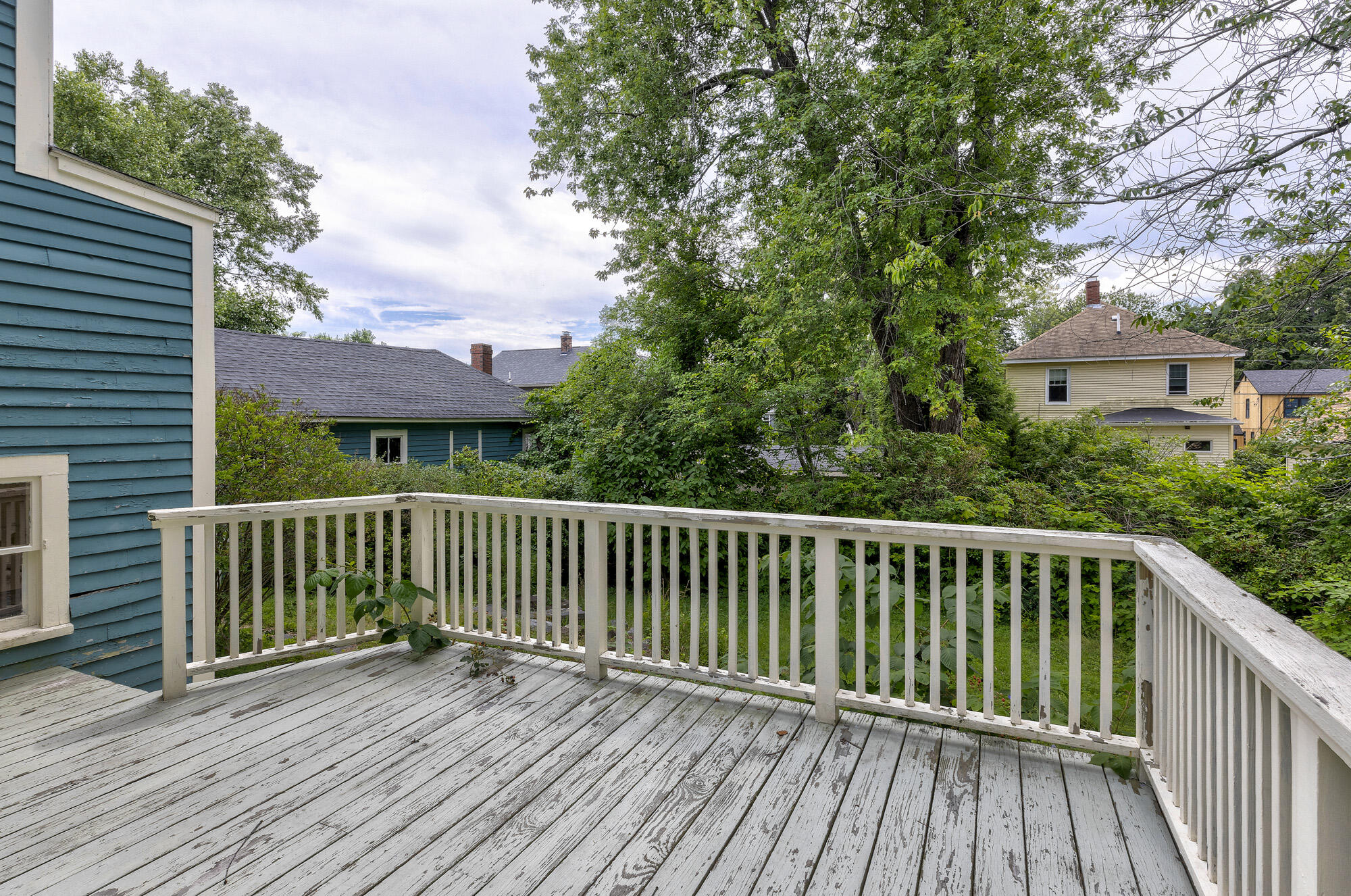 property viewer photo 44