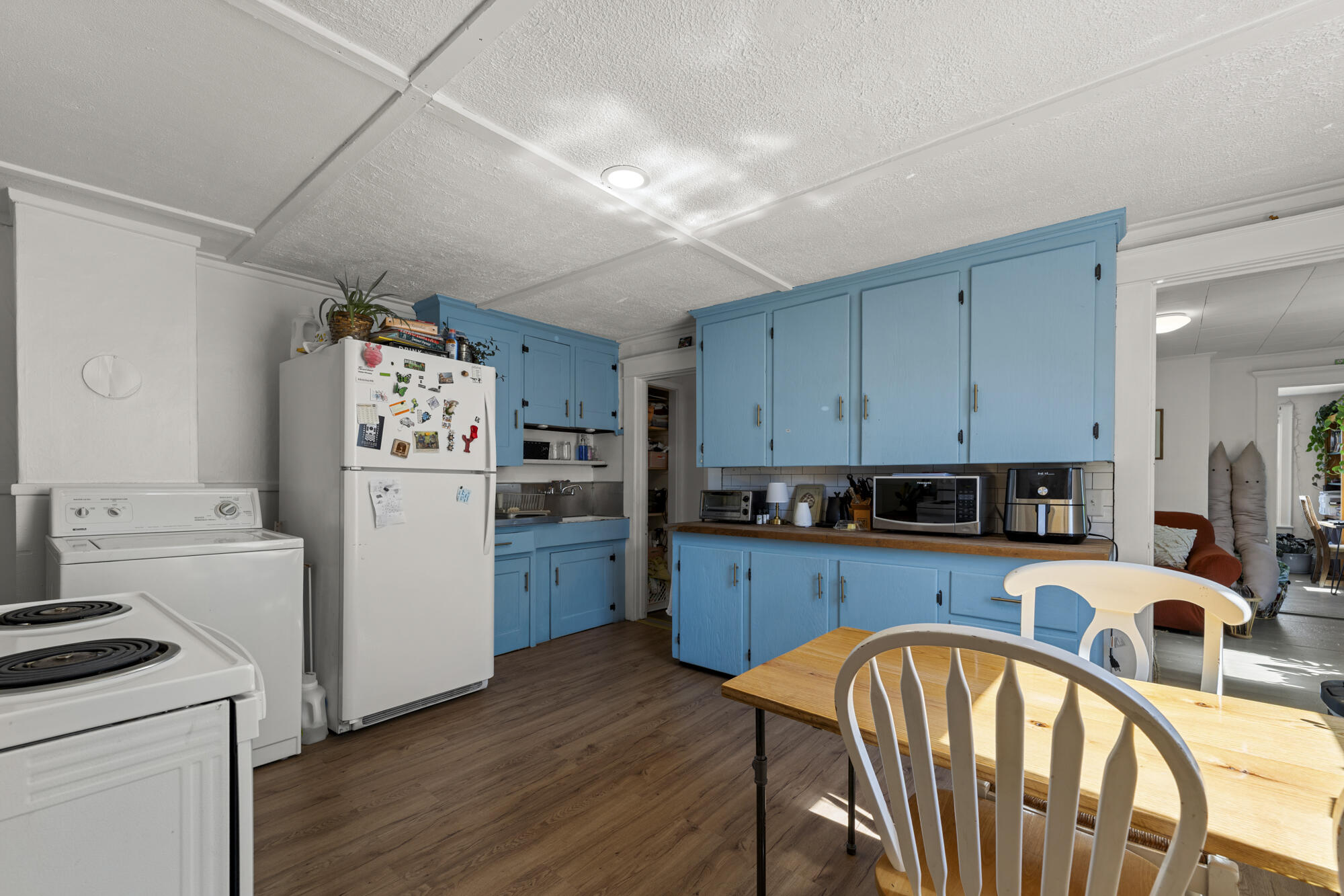main property photo 57