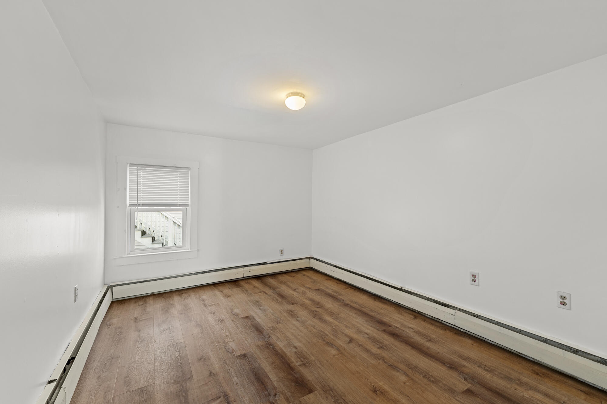 main property photo 75