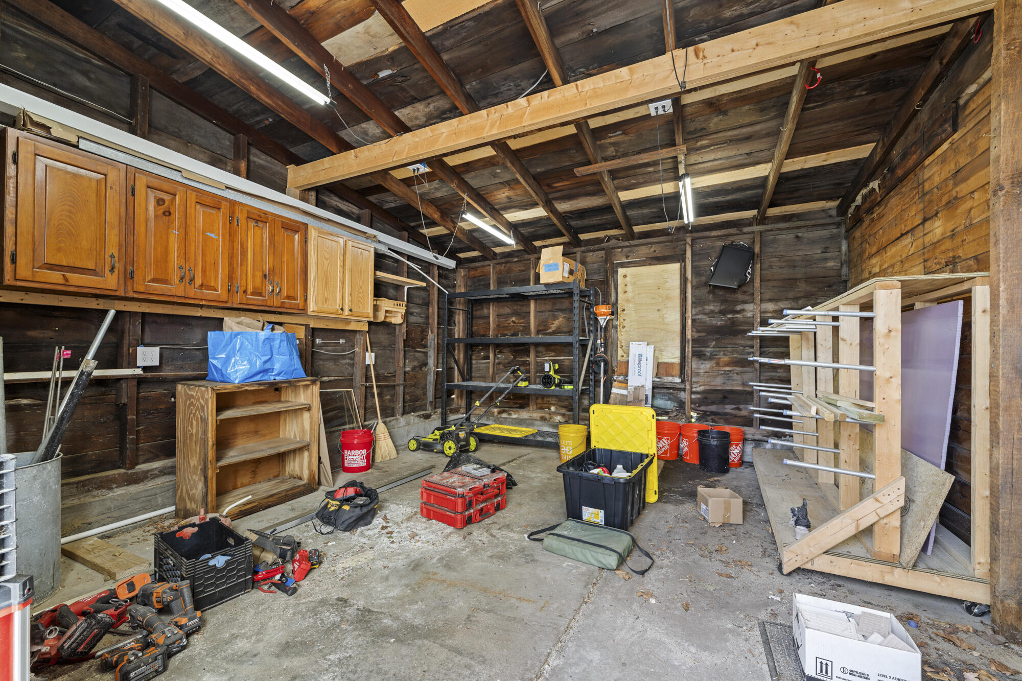 main property photo 81