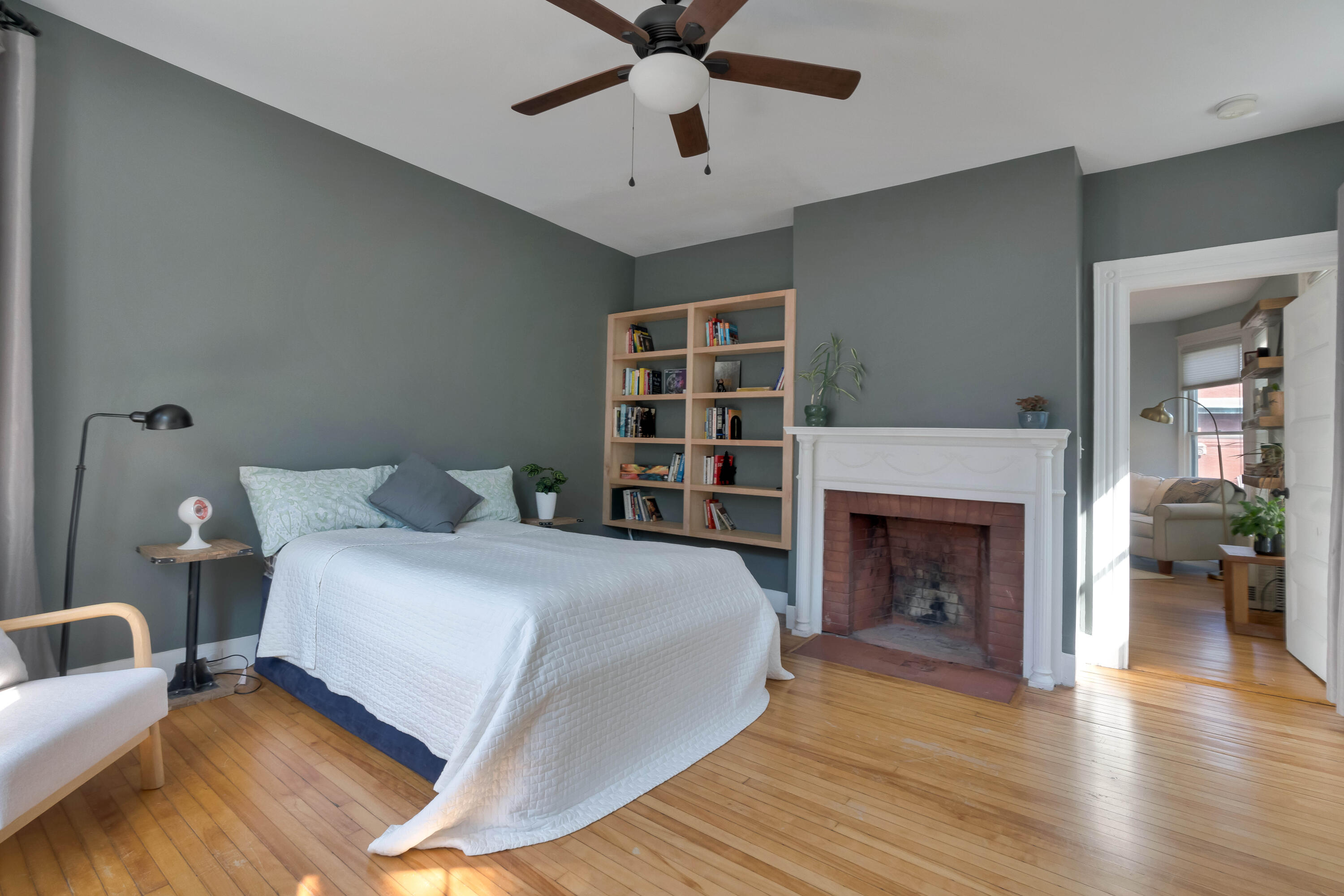 main property photo 17