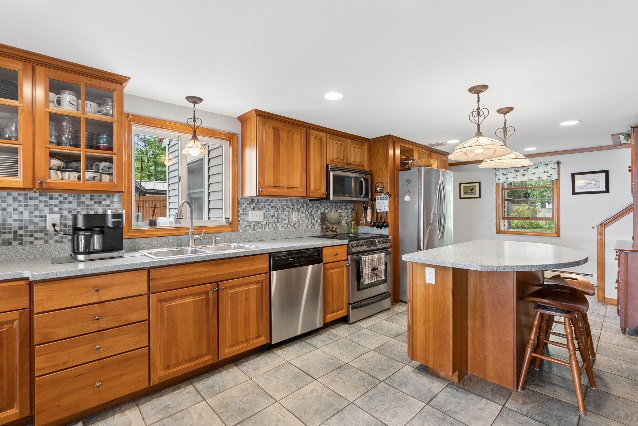 main property photo 17