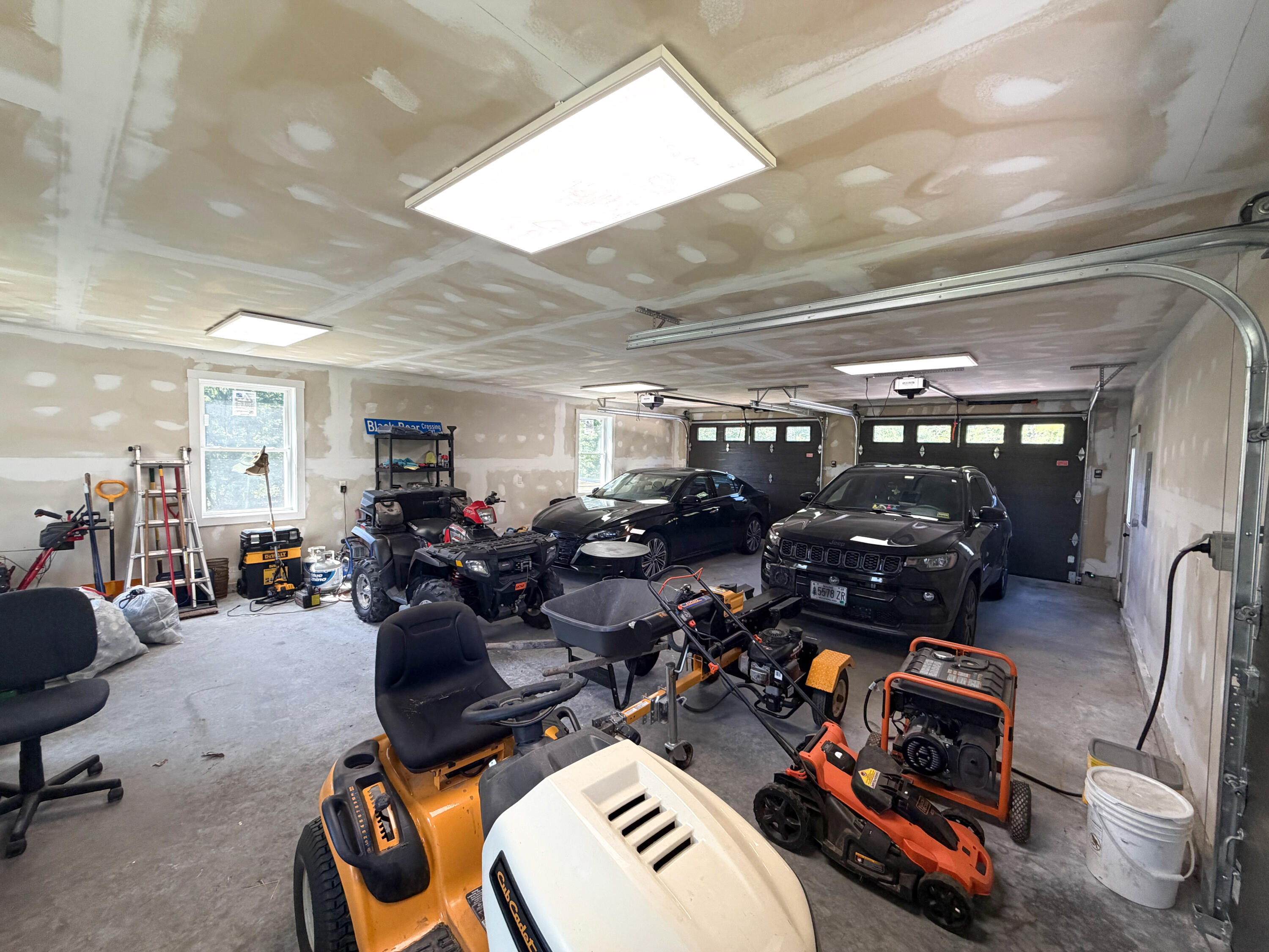 main property photo 51