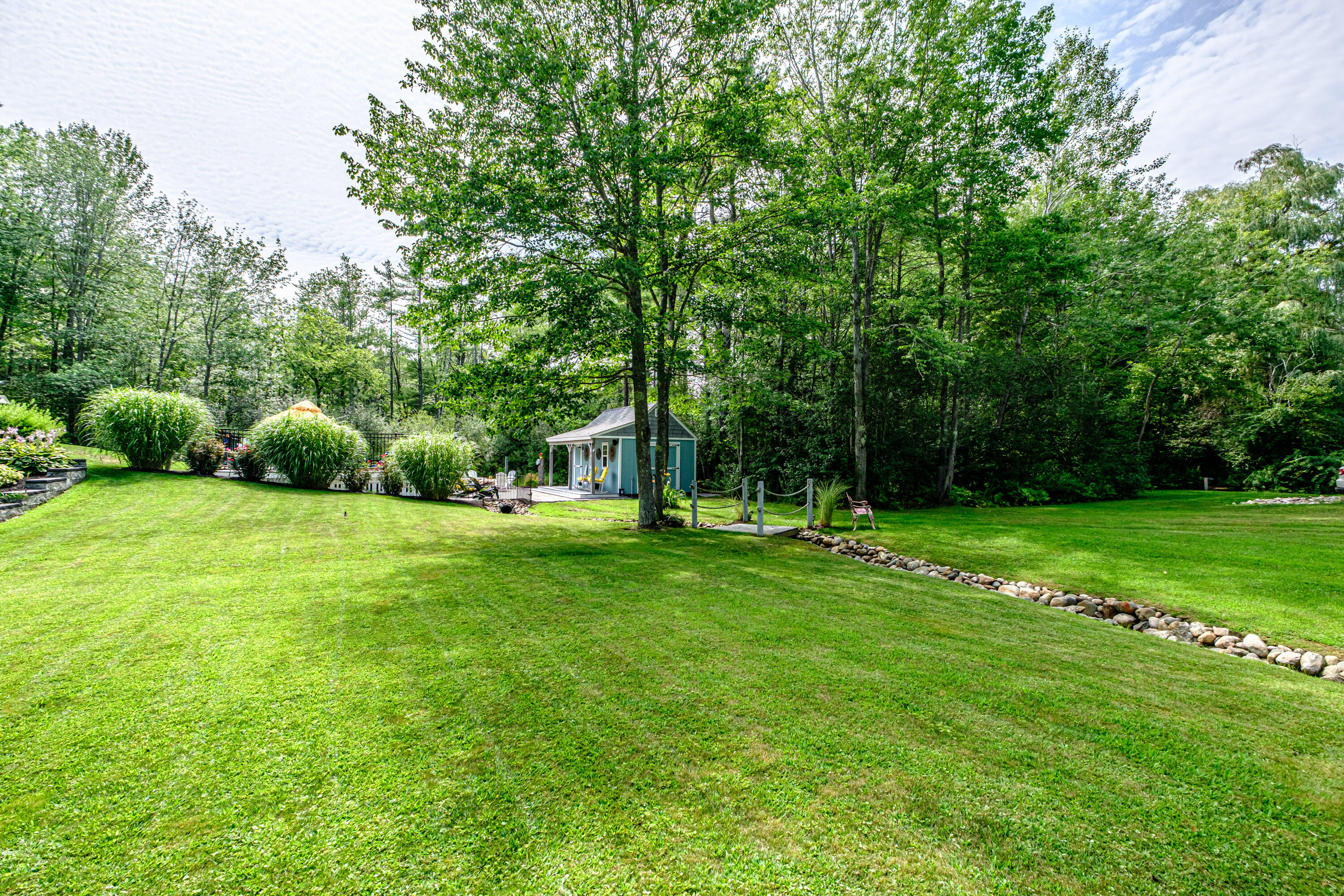 main property photo 74