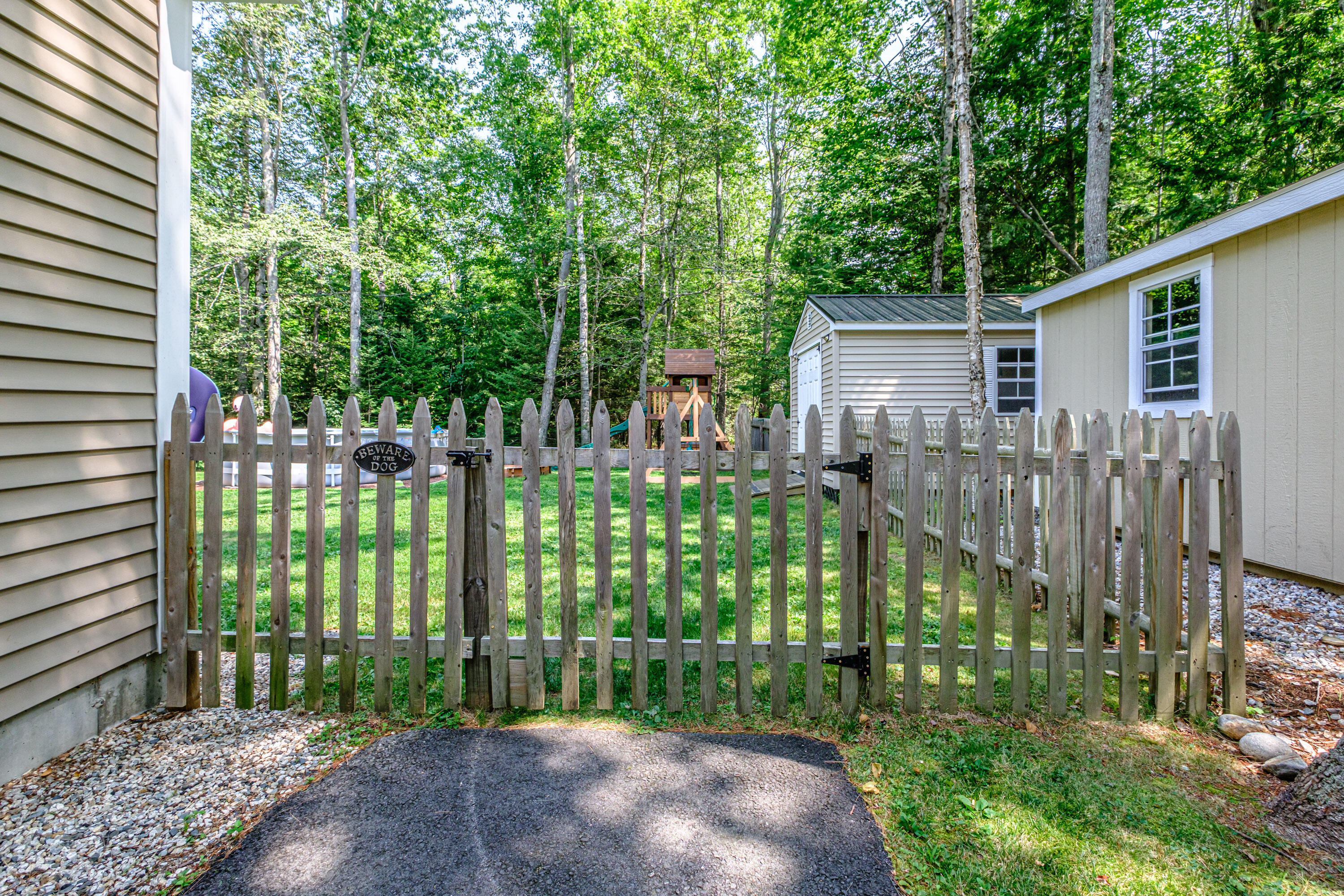 main property photo 96
