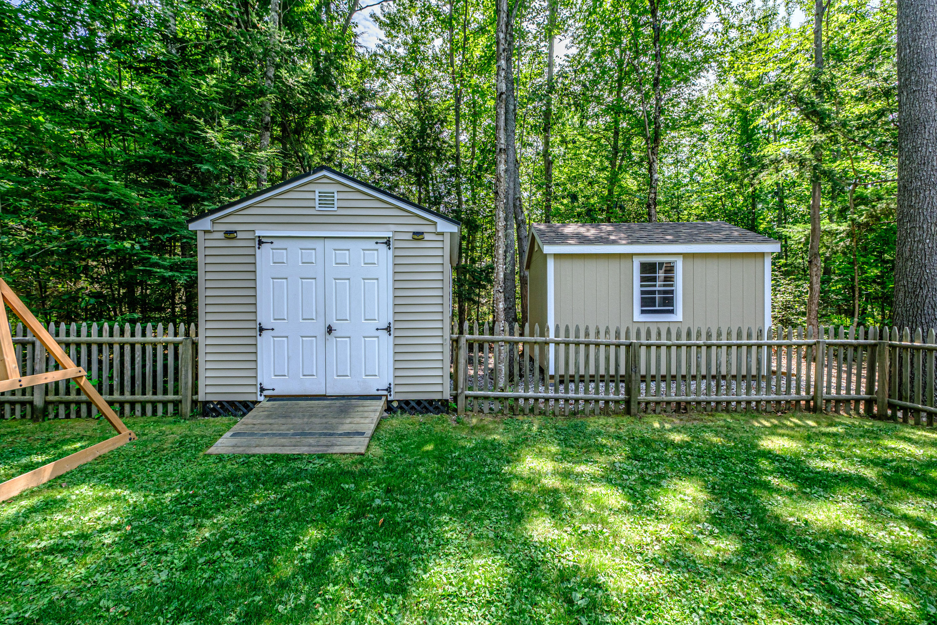 main property photo 98