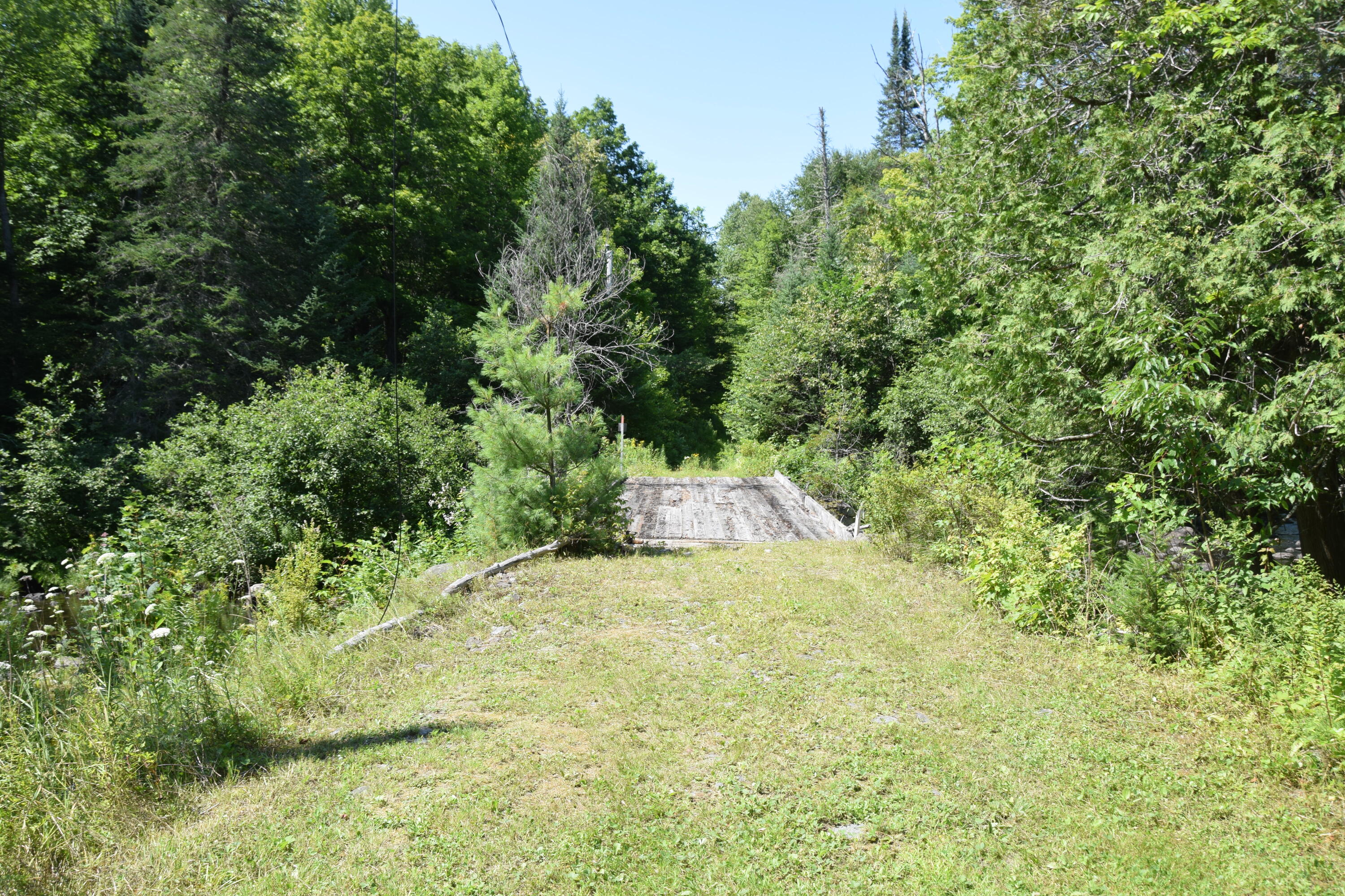 main property photo 12
