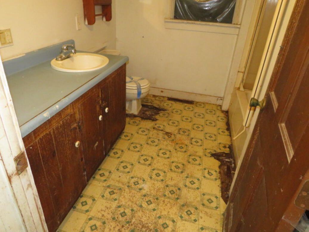 main property photo 8