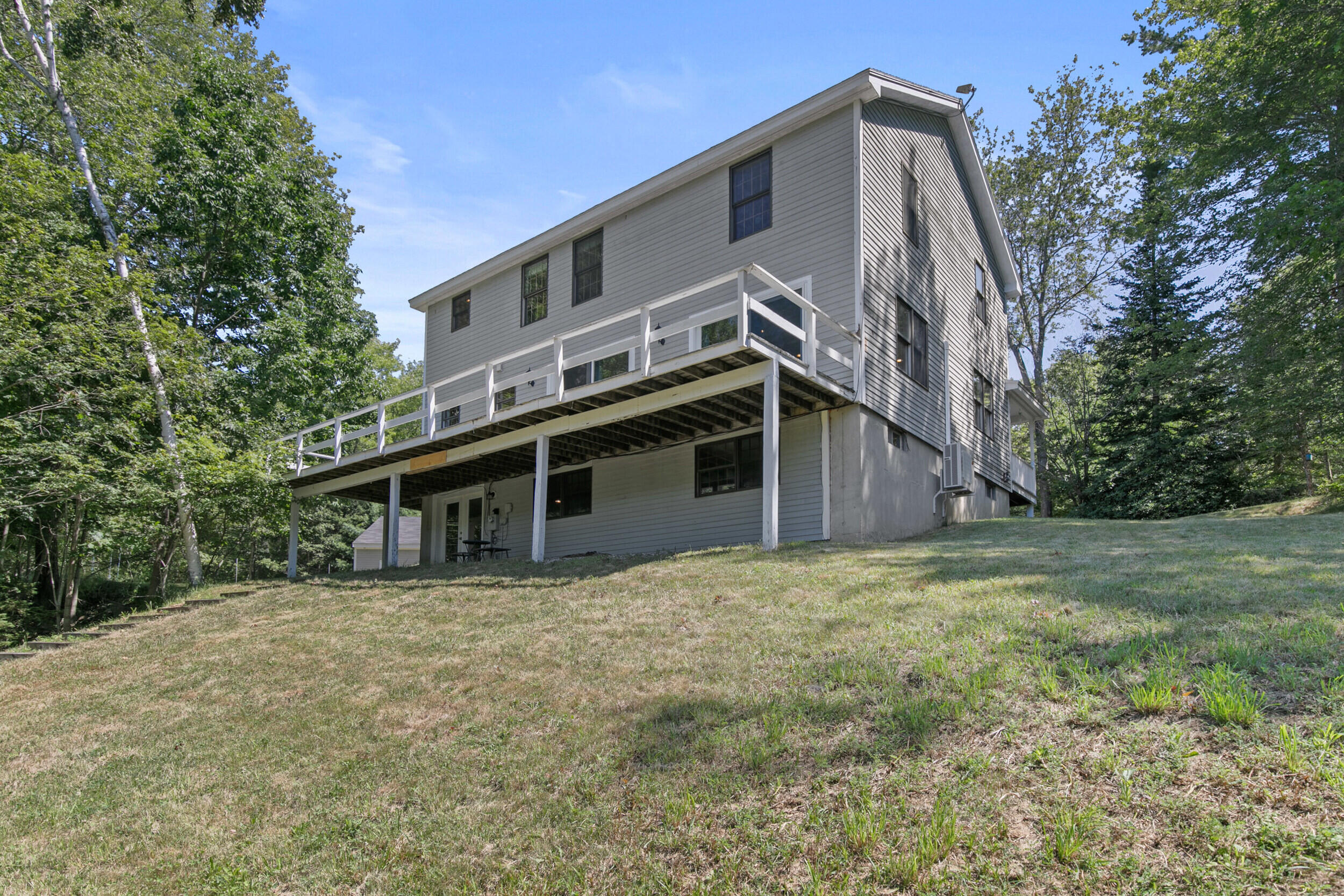 main property photo 35