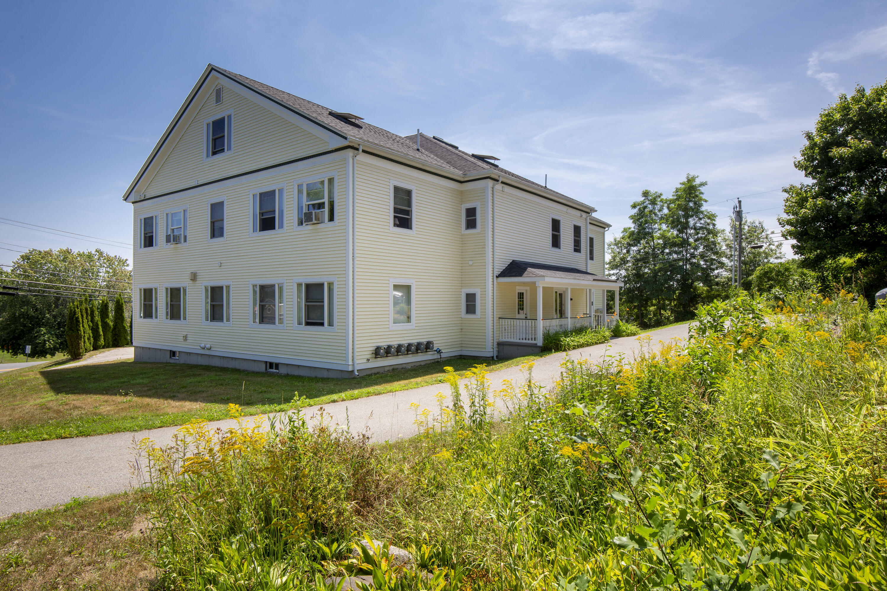 main property photo 29