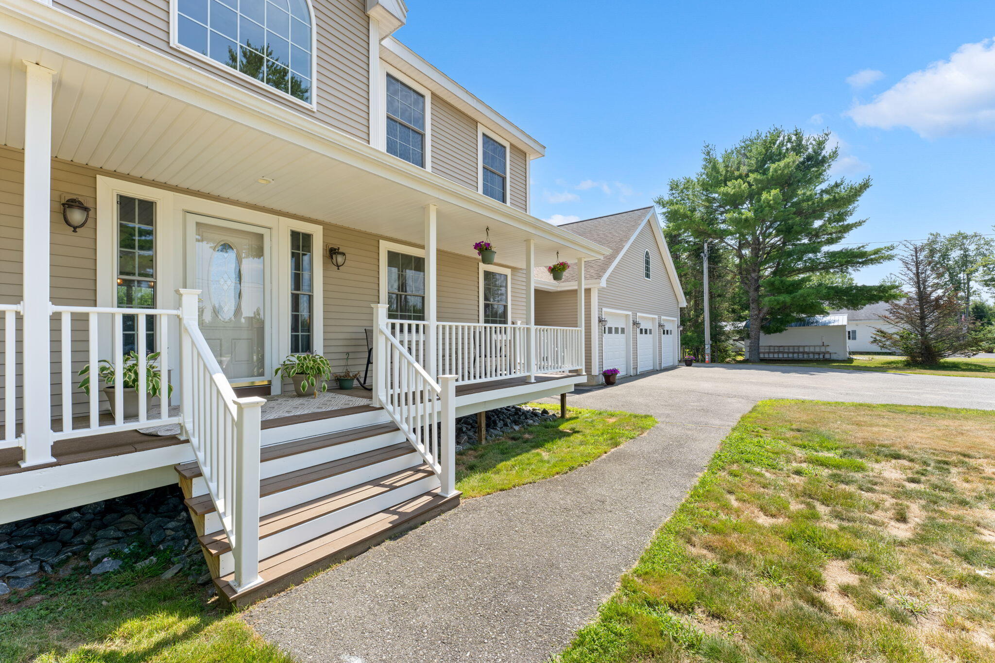 main property photo 11