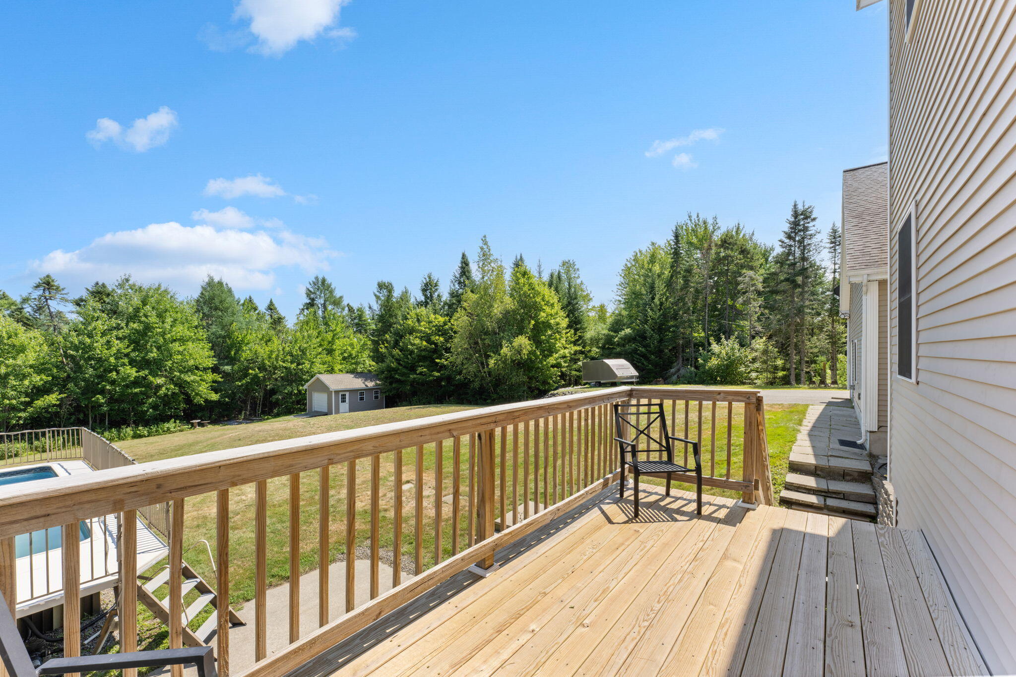 main property photo 28
