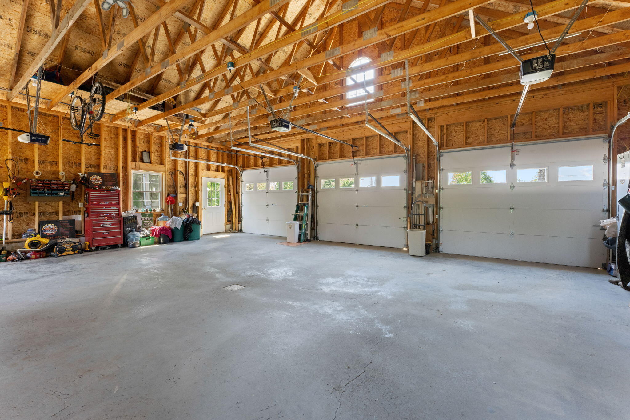 main property photo 51