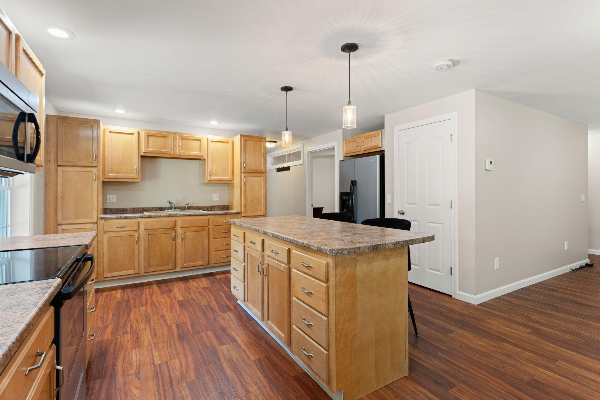 main property photo 71