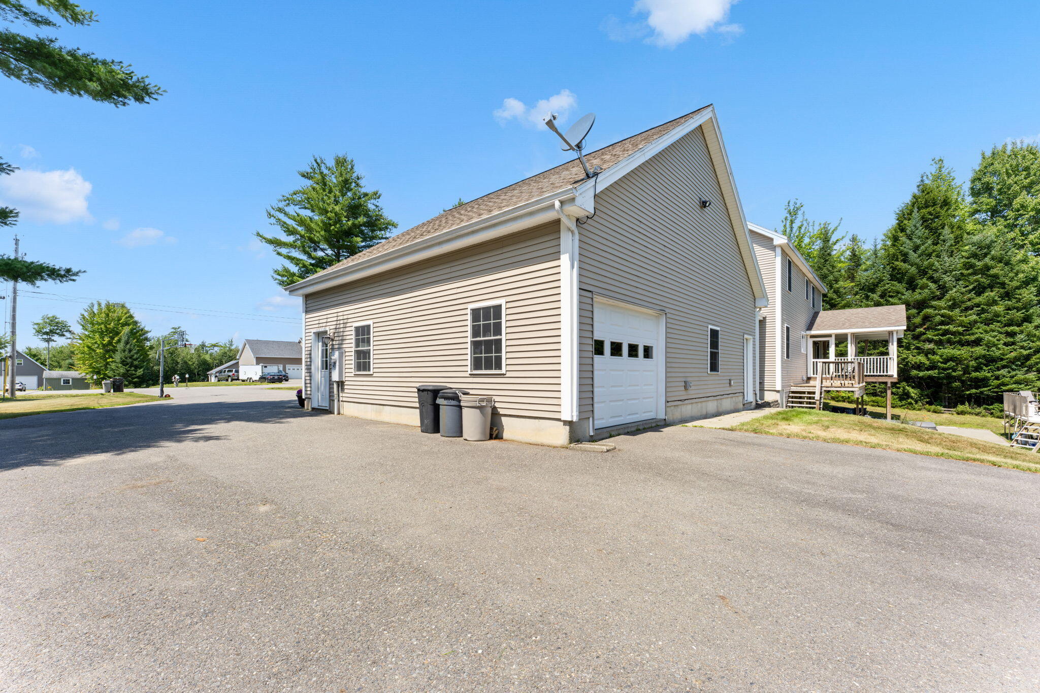 main property photo 84