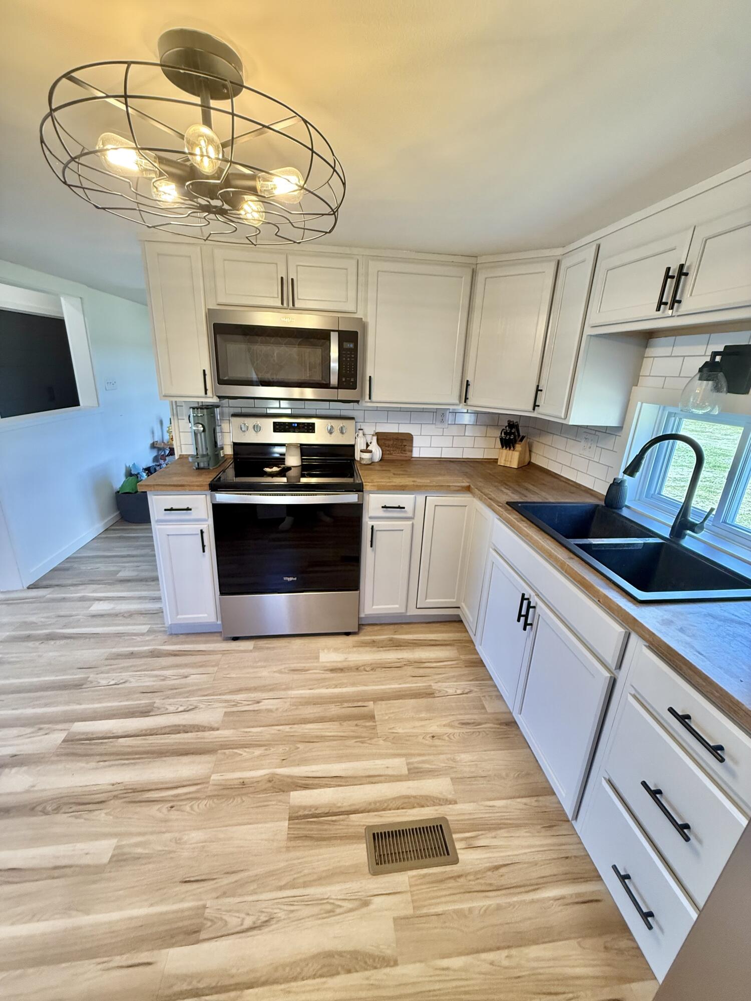 property viewer photo 40