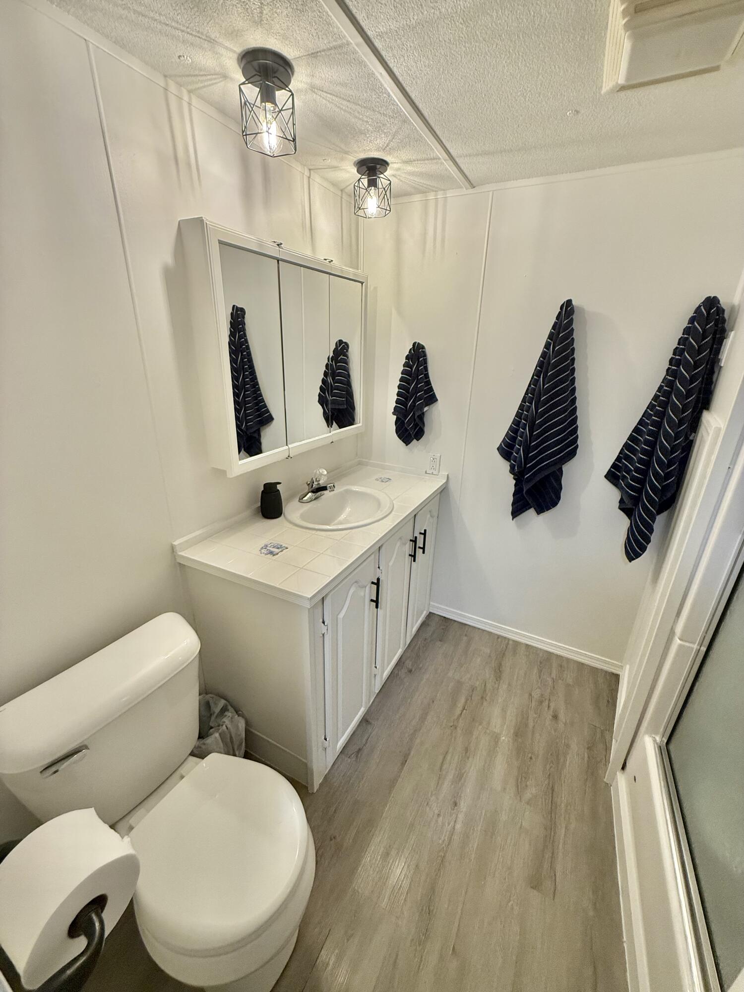 property viewer photo 47