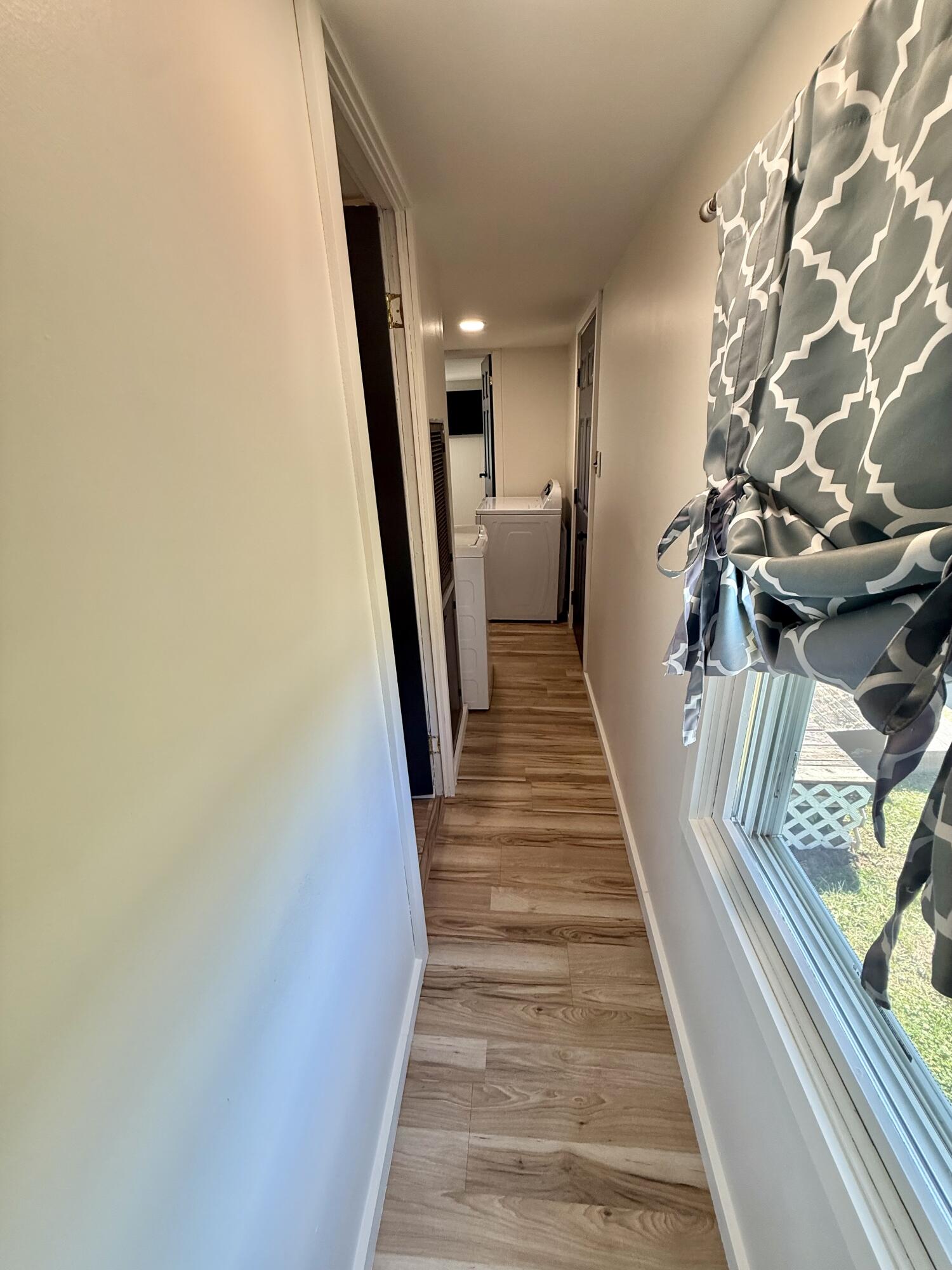 property viewer photo 54