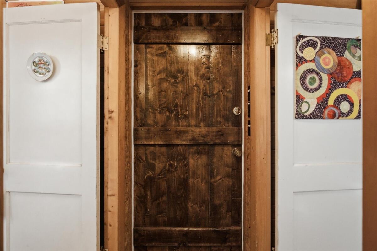 main property photo 60