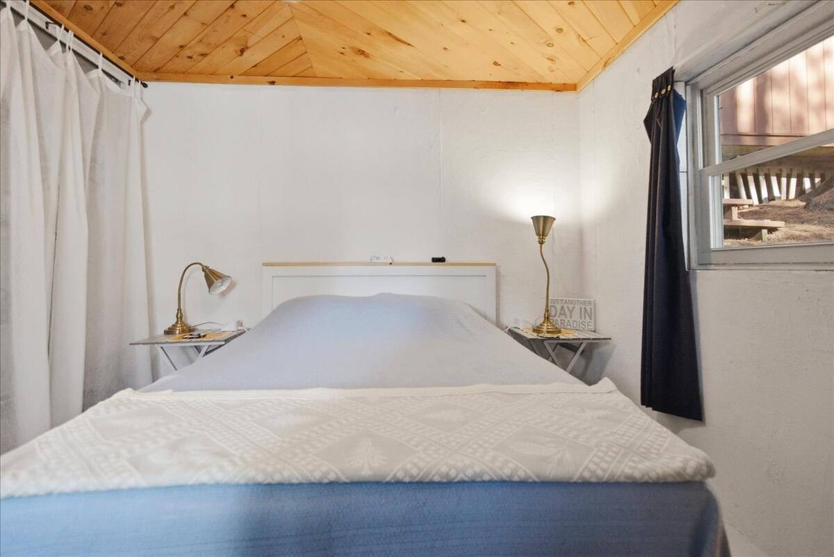 main property photo 68
