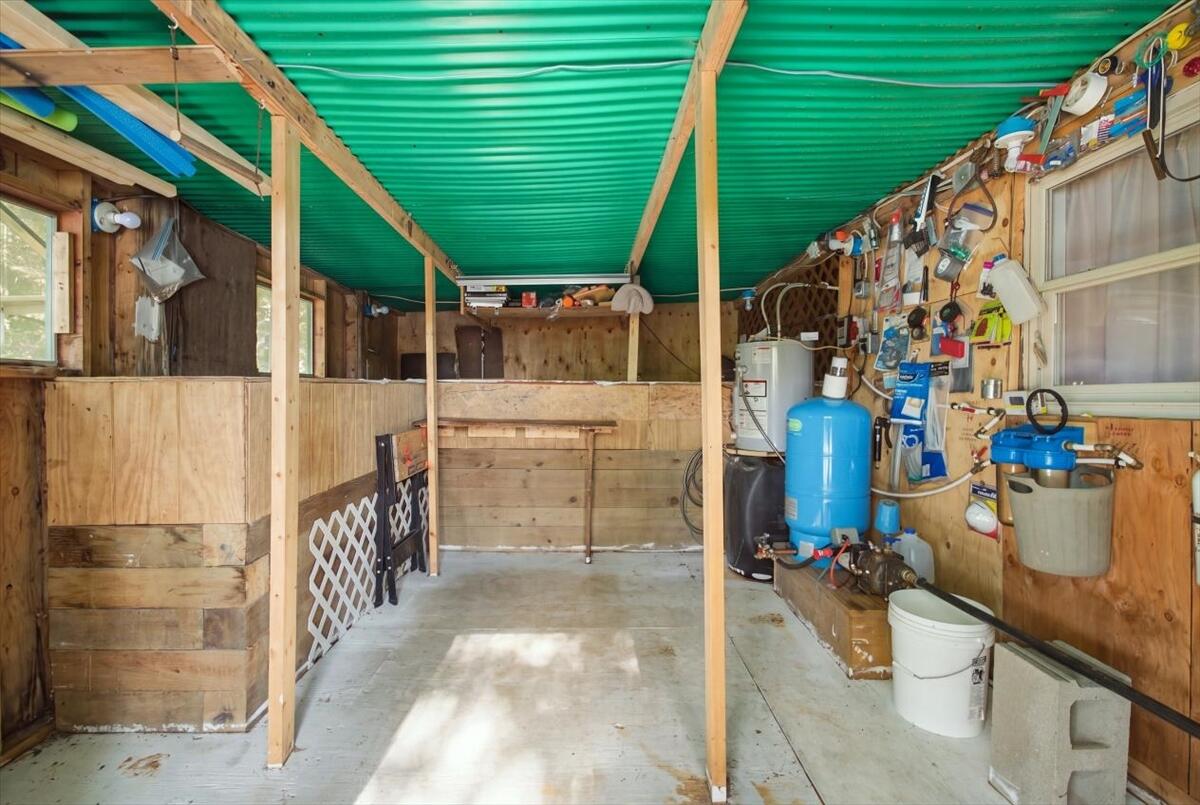 main property photo 94
