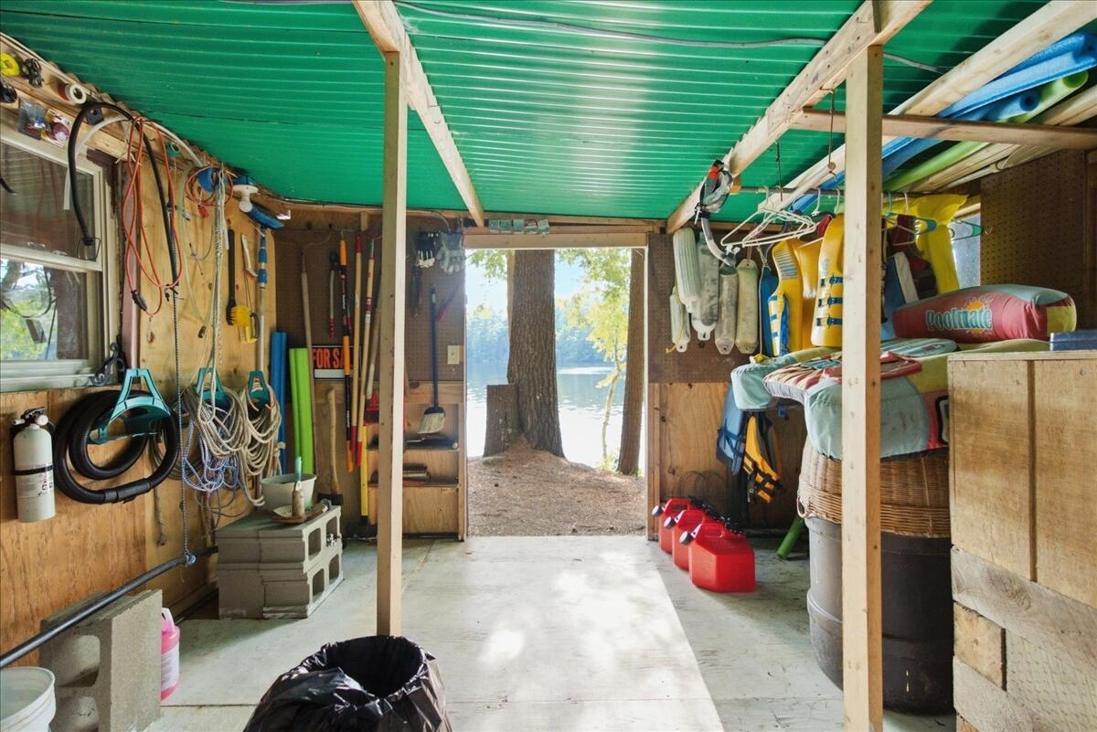 main property photo 95