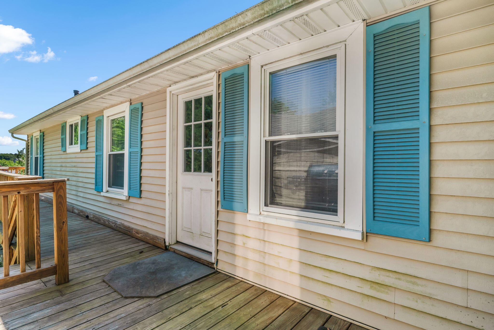 main property photo 36