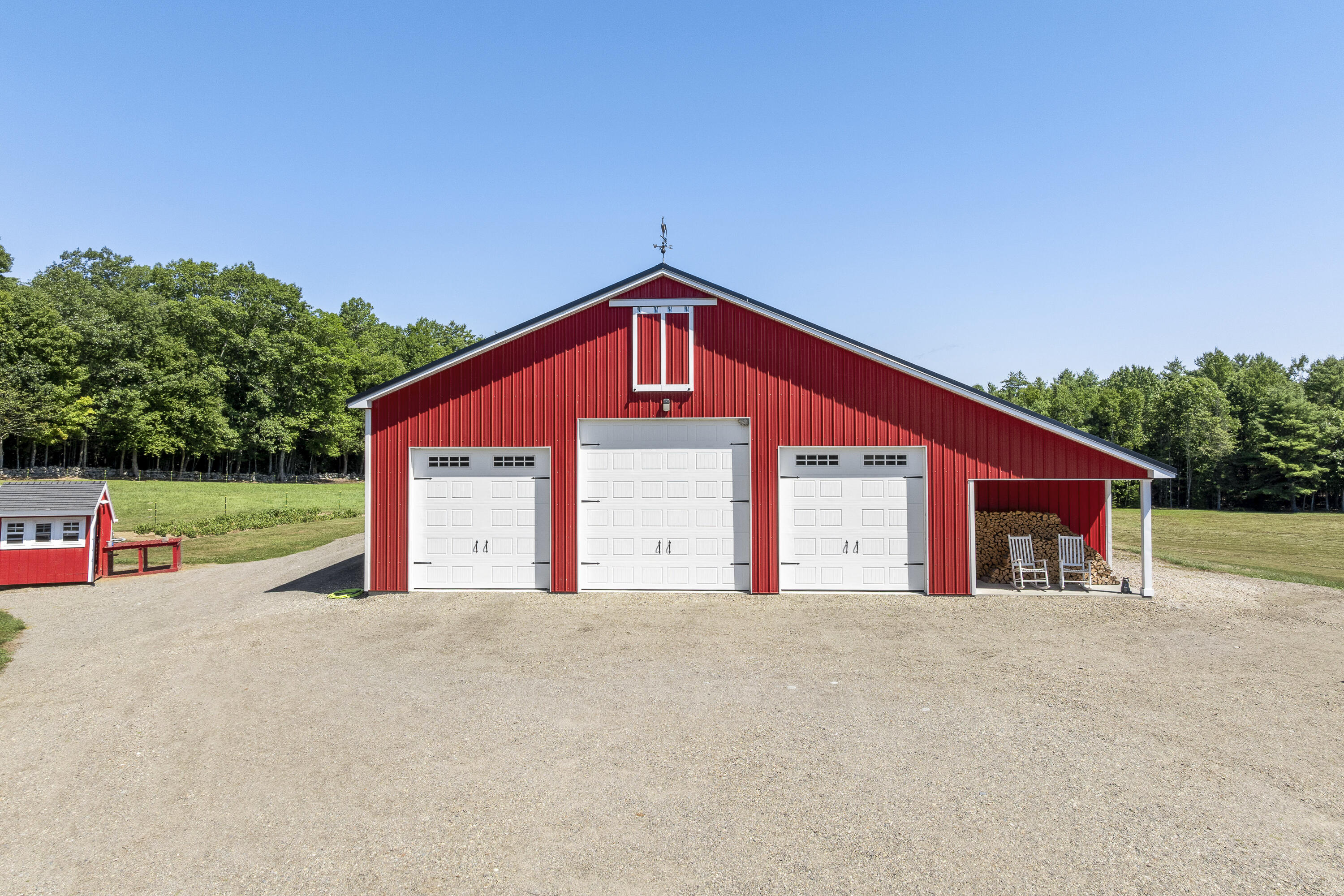 main property photo 41