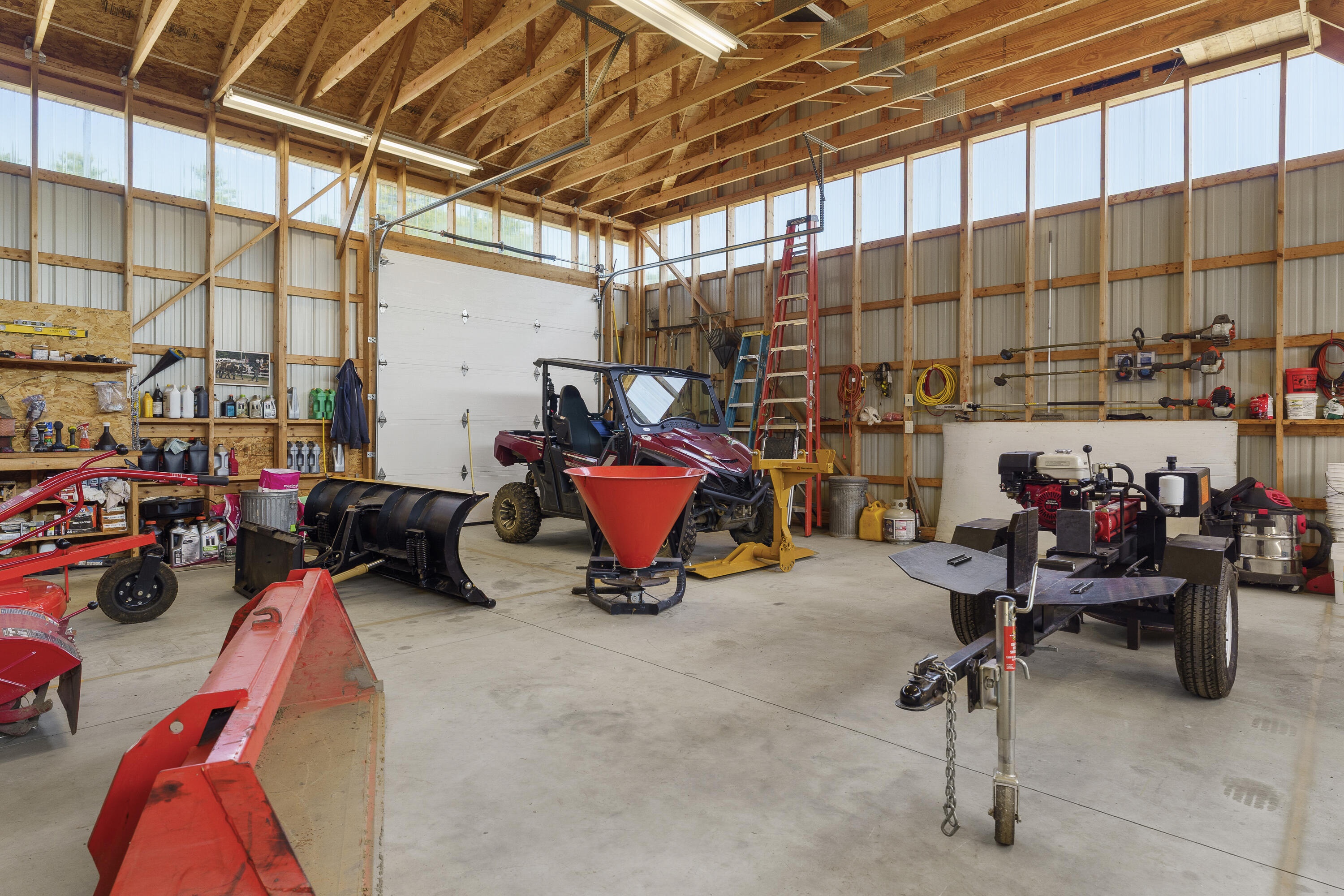 main property photo 47