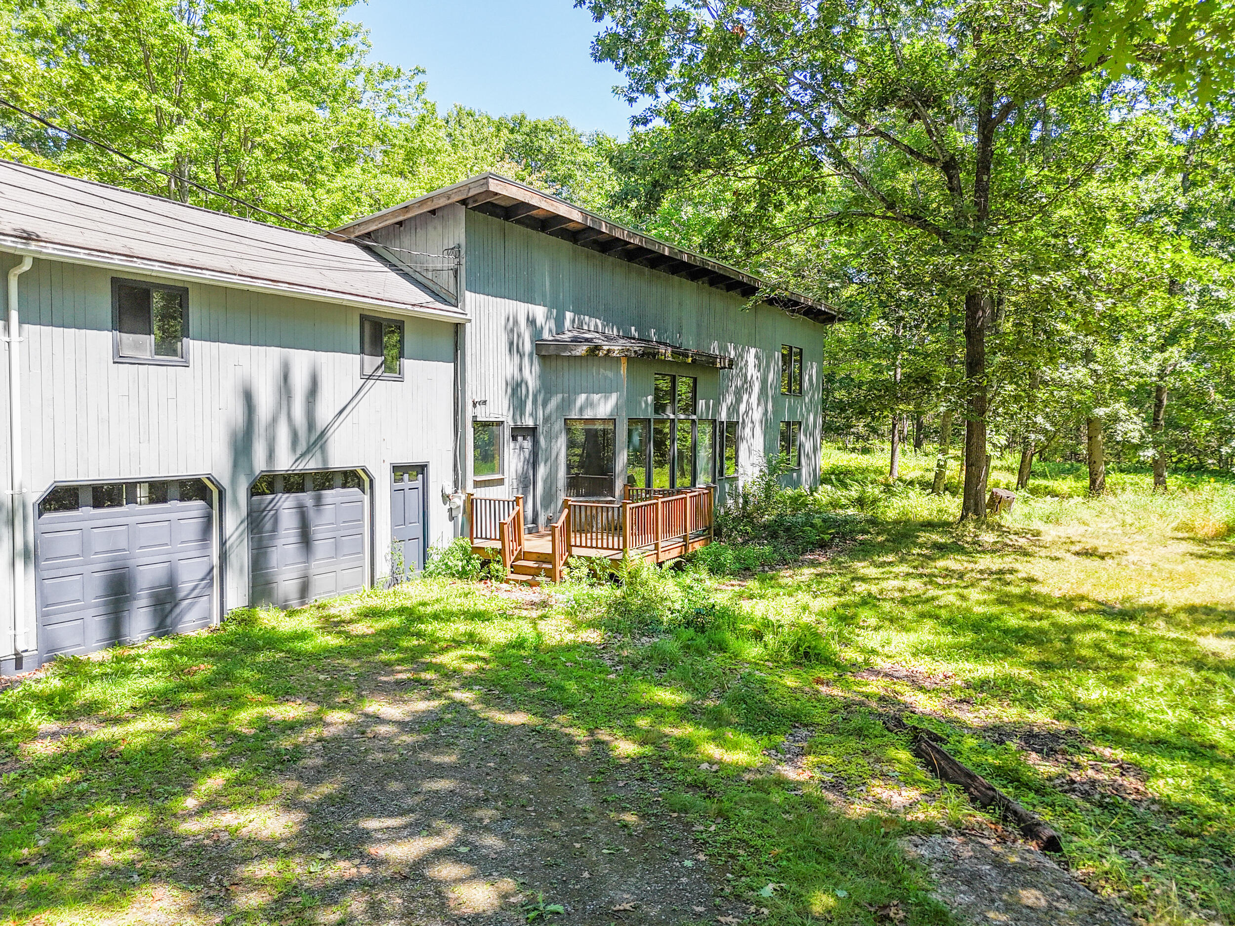 main property photo 78