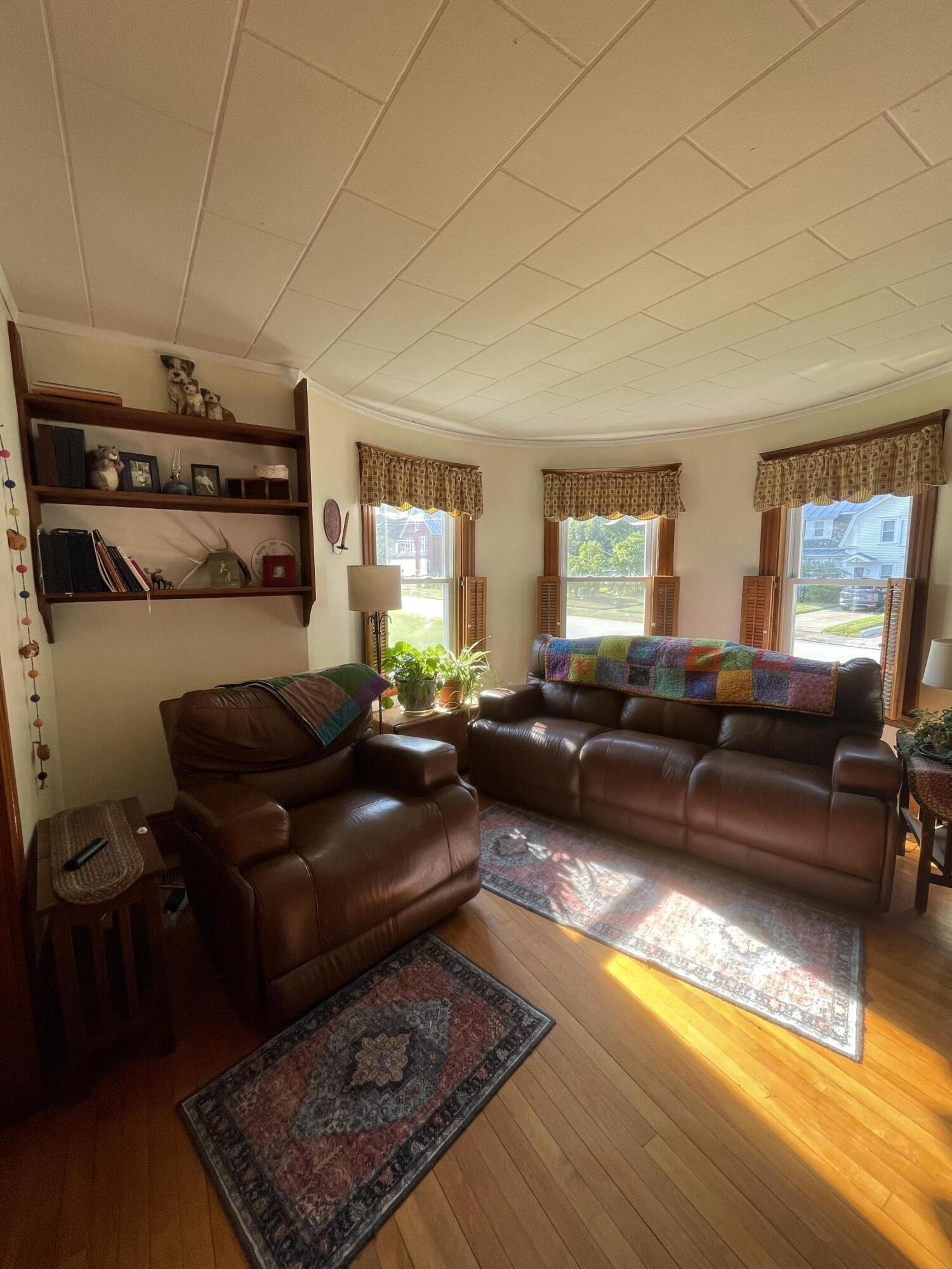 main property photo 51