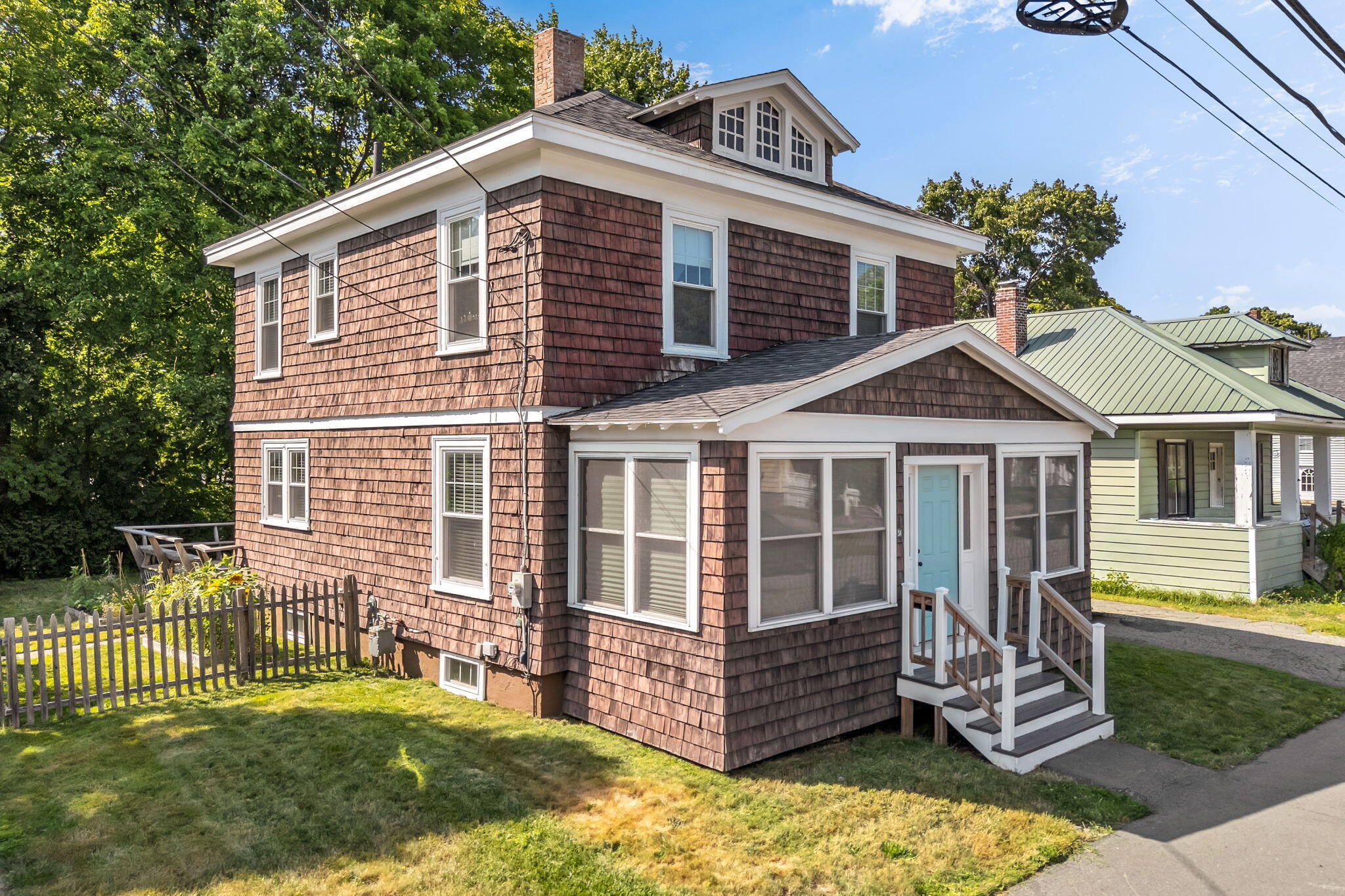 main property photo 38