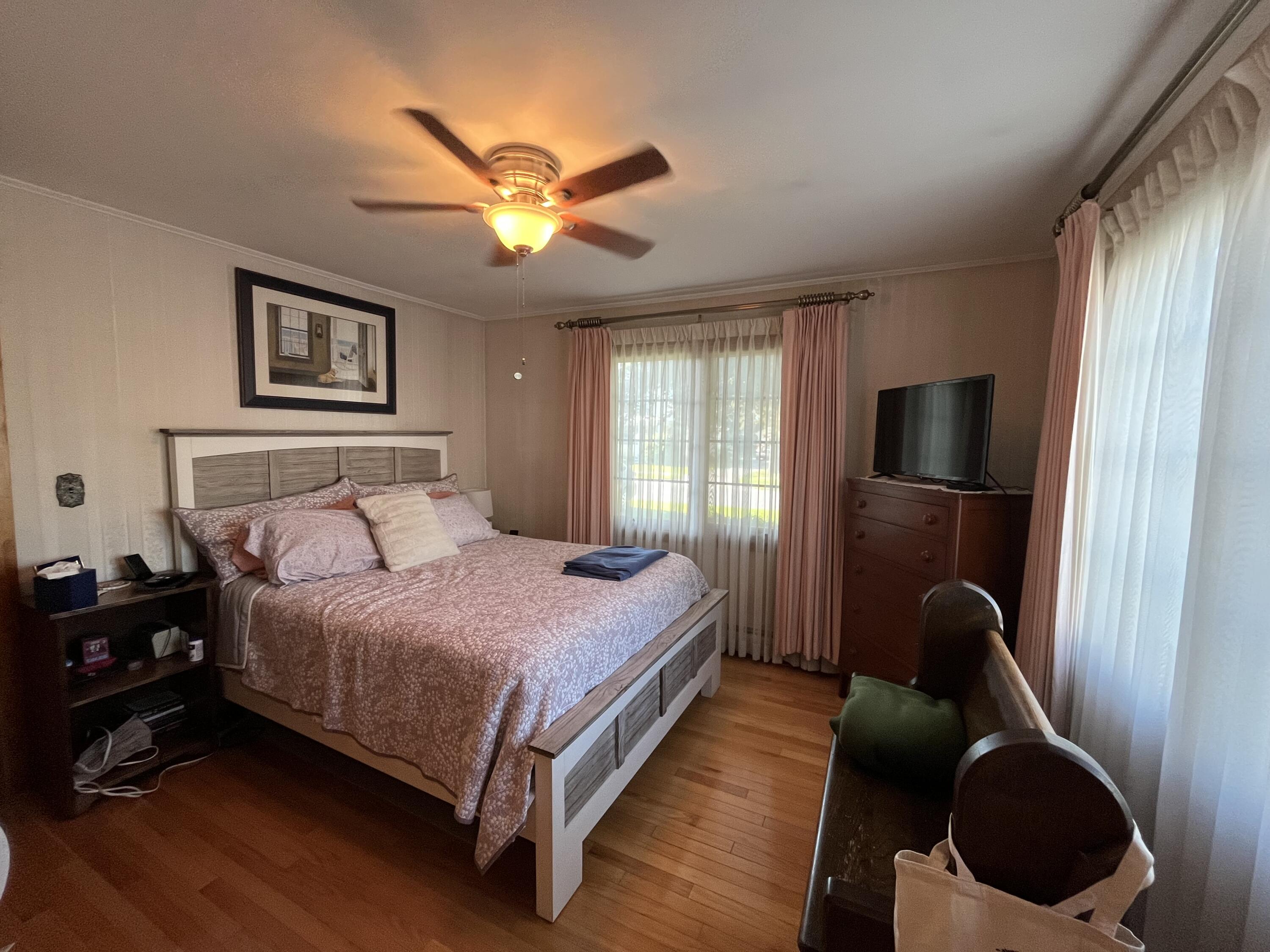 main property photo 27