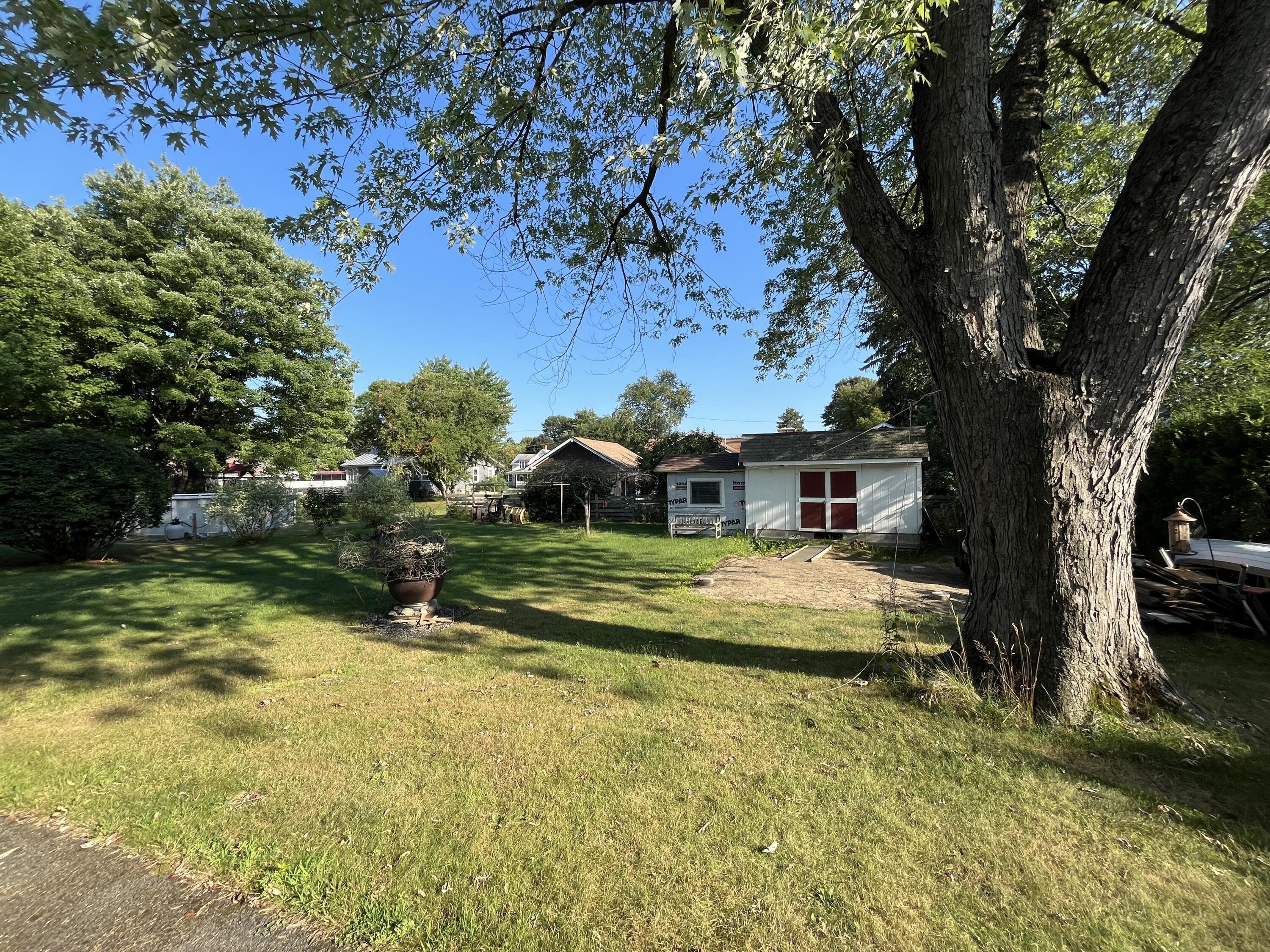 main property photo 43