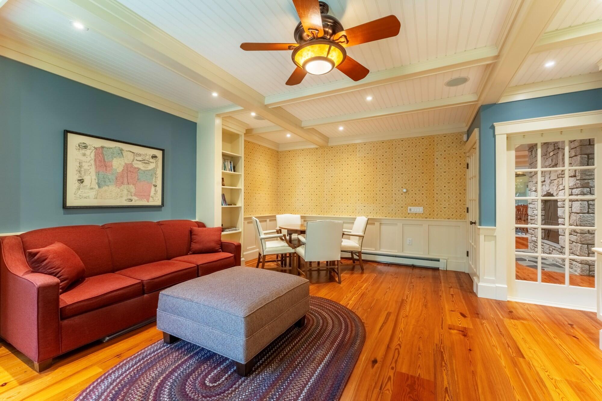 main property photo 45