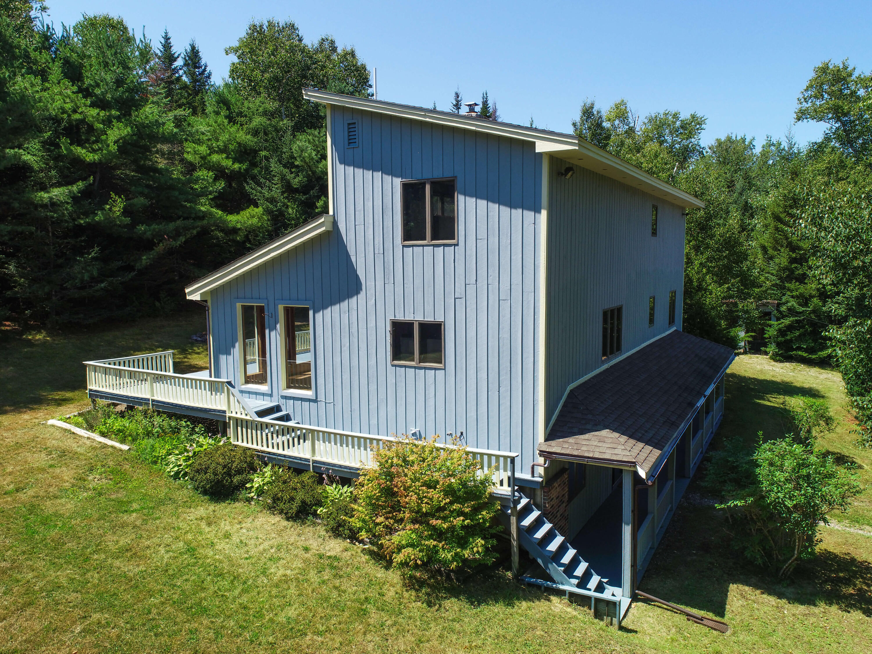 main property photo 21