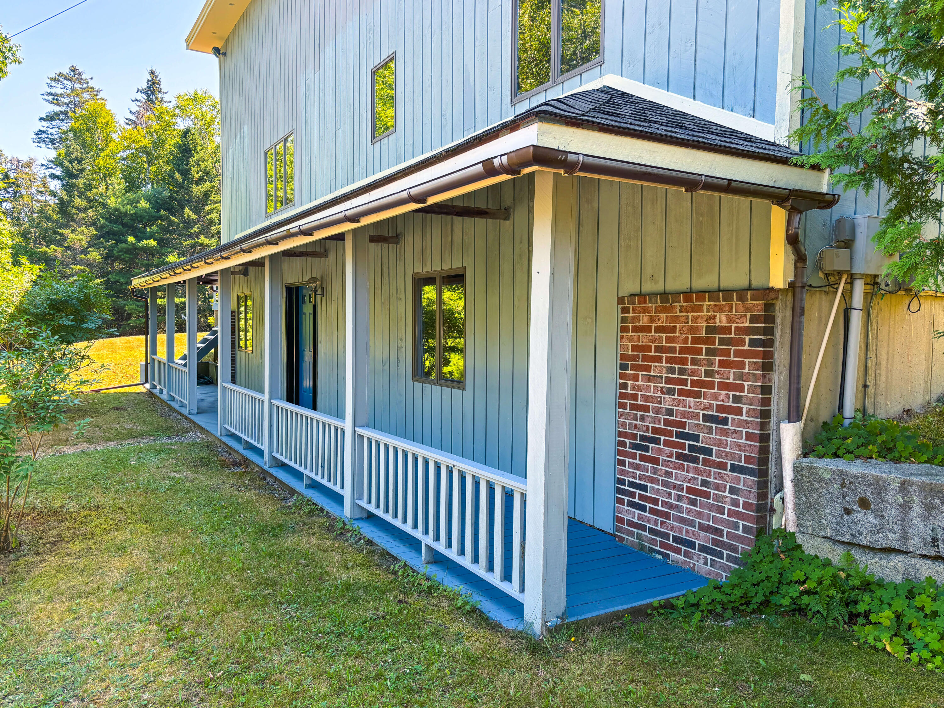 main property photo 23
