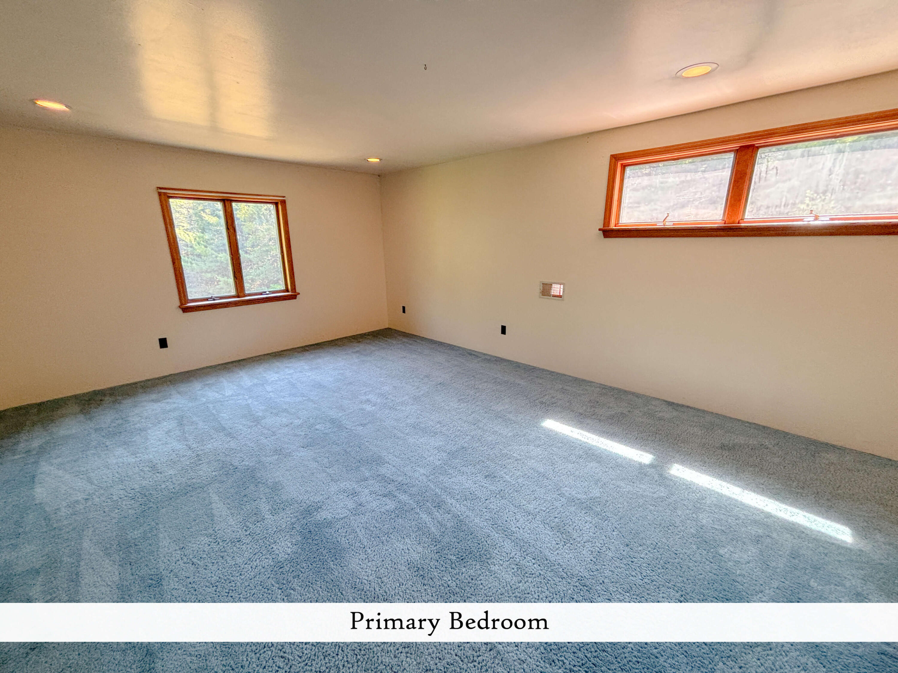 main property photo 64