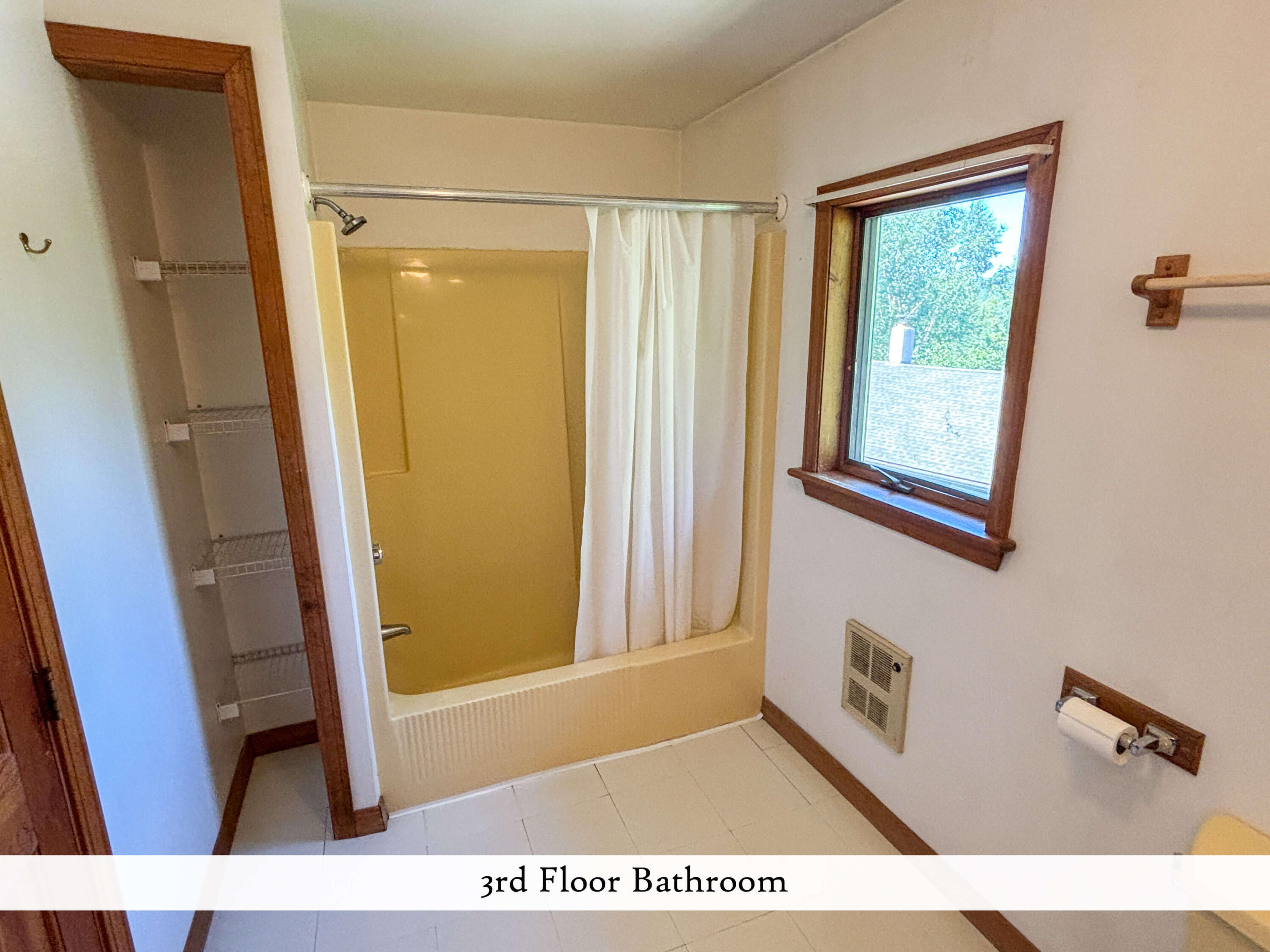main property photo 66
