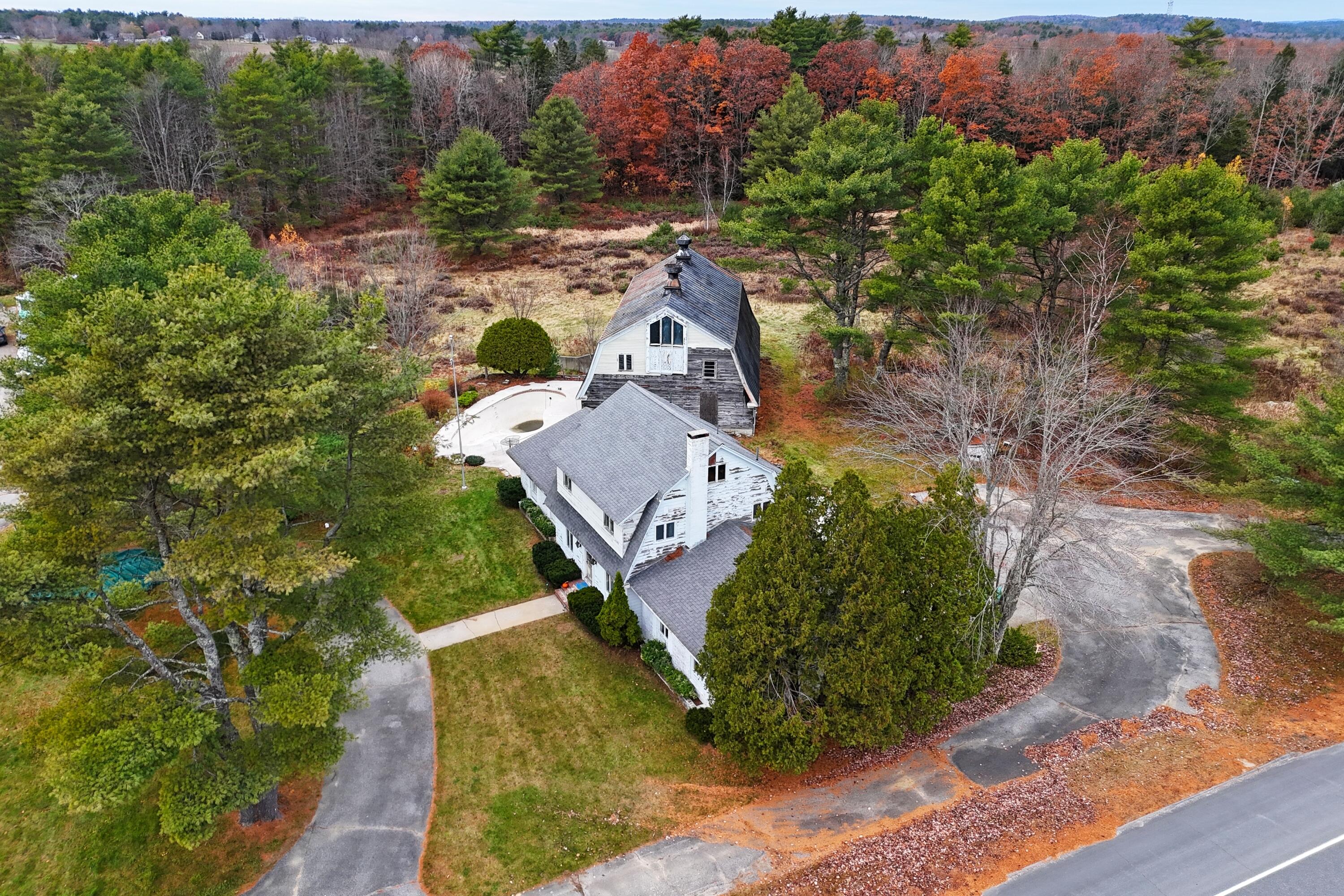 main property photo 13