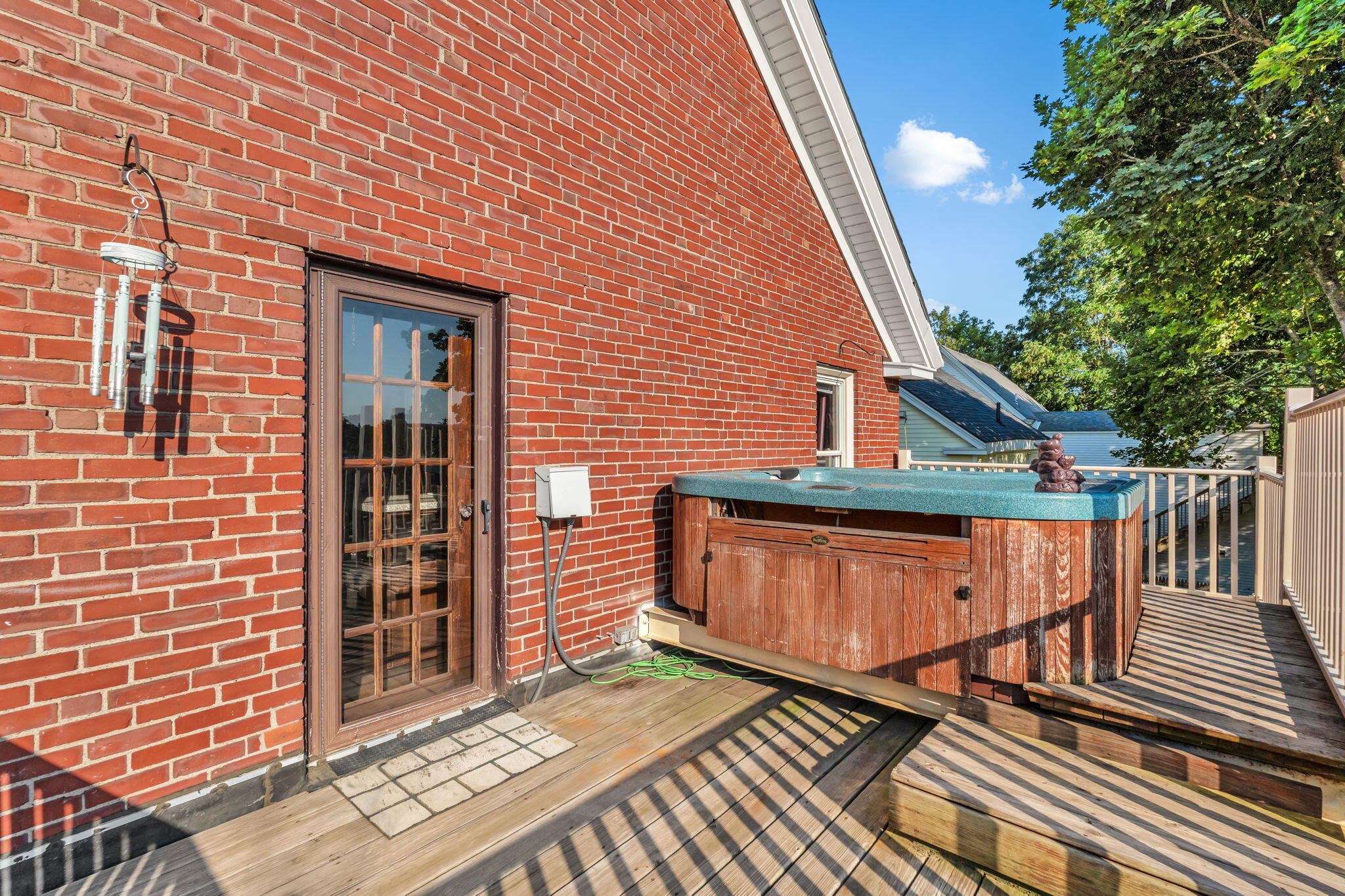 main property photo 20