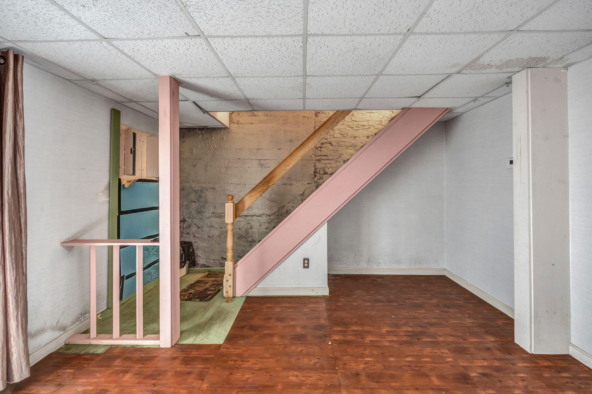 main property photo 49