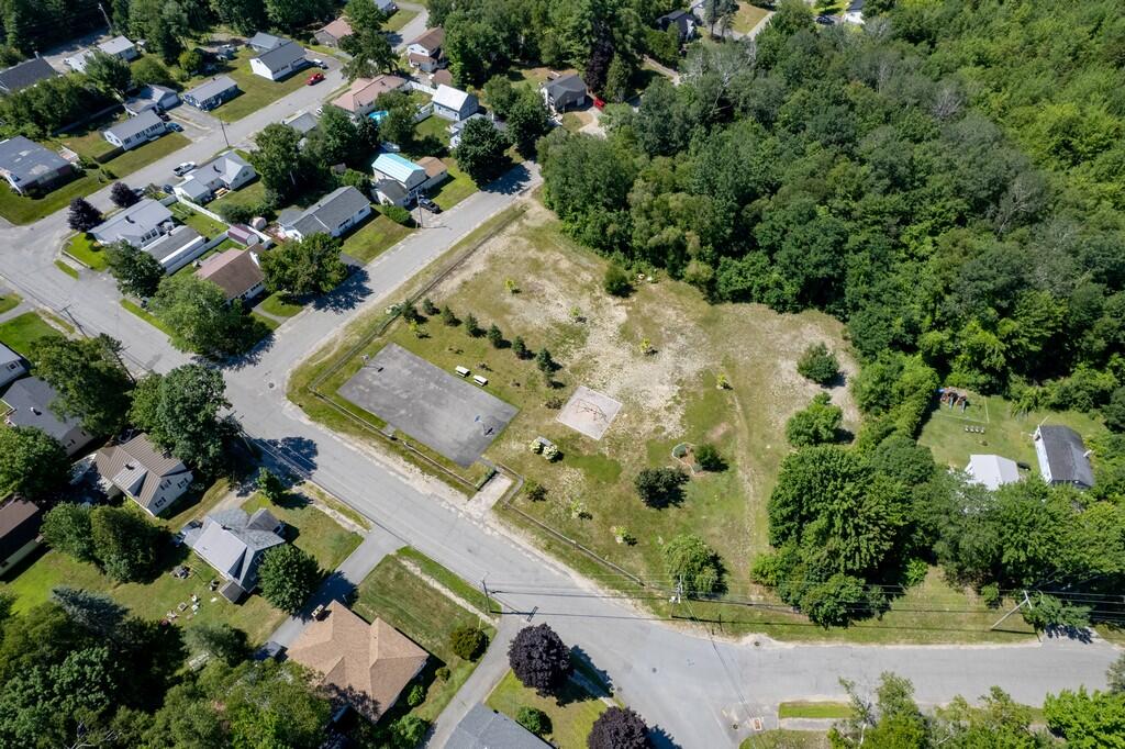 main property photo 38