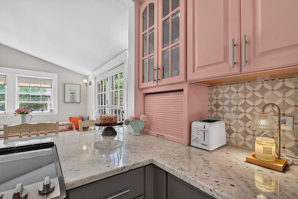 property viewer photo 16