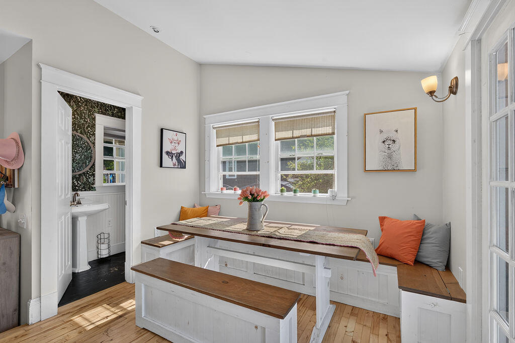 property viewer photo 8